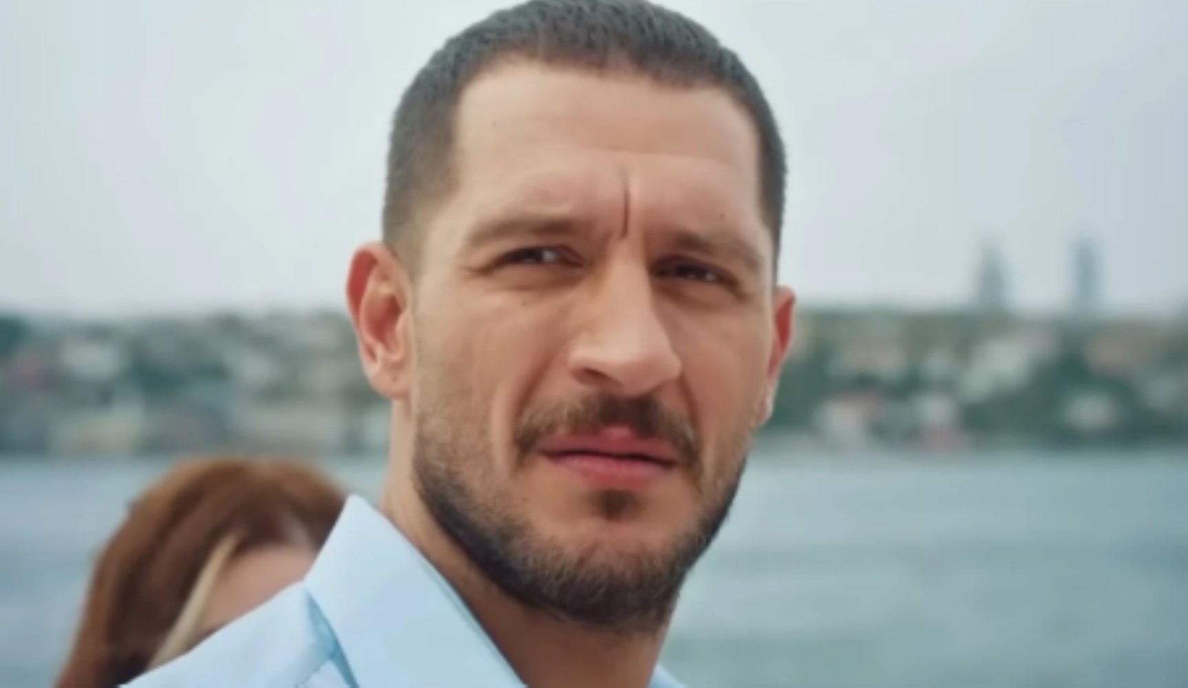 Uraz Kaygılaroğlu'ndan Bahçeli'ye yanıt geldi: Yeraltı dizisindeki o gönderme gündem oldu