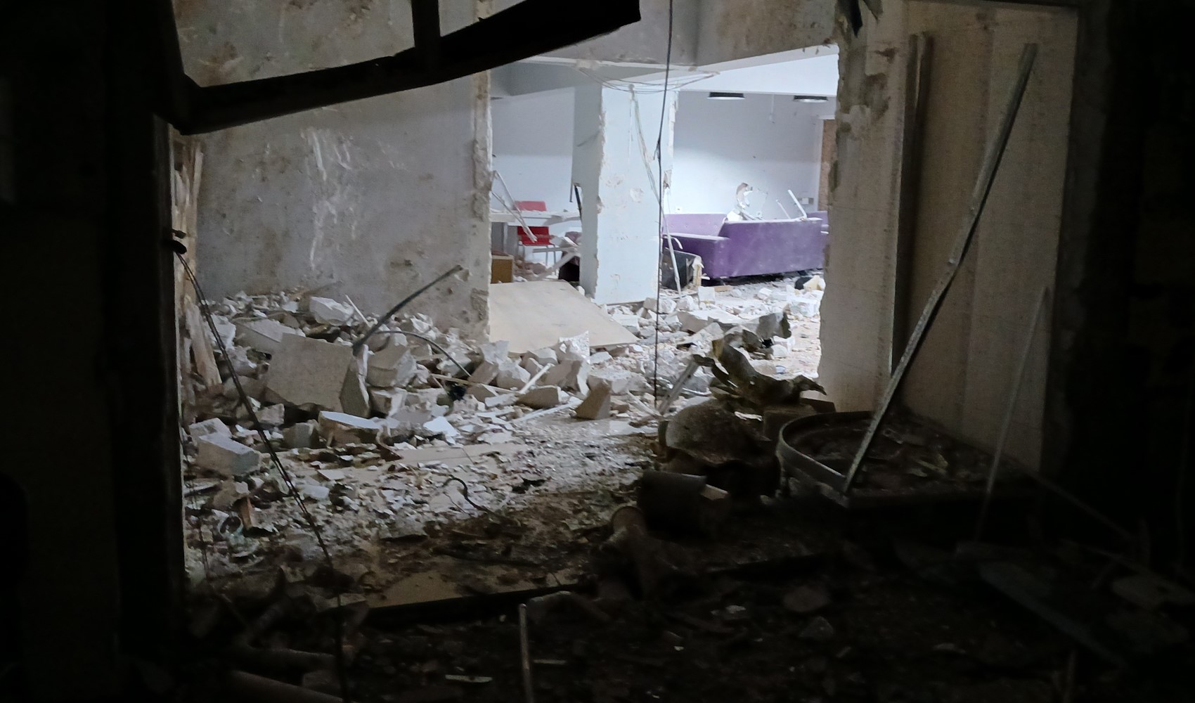 Kız yurdunda korkutan patlama: Öğrenciler otele yerleştirildi