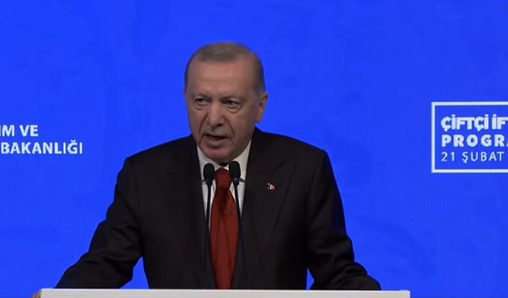 Birileri tüm umutlarını buna bağlasa da Türkiye'de tarım bitmedi