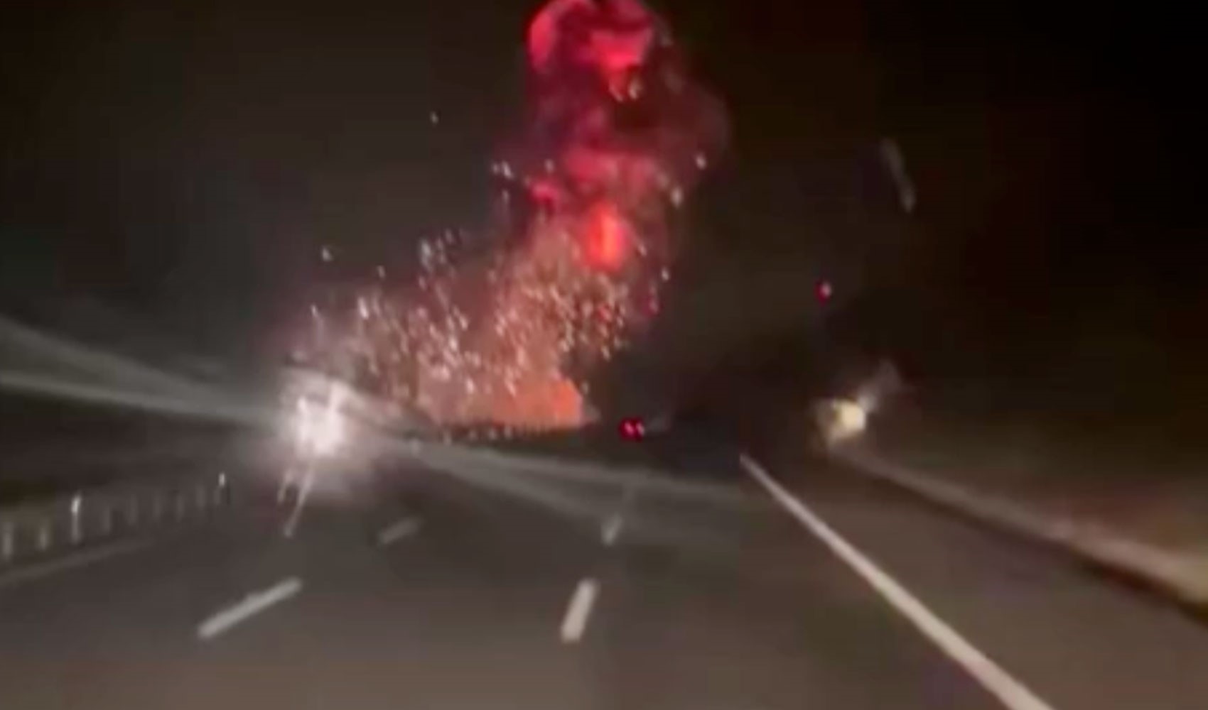 Balıkesir’de F-16 savaş uçağının düşme anı ortaya çıktı