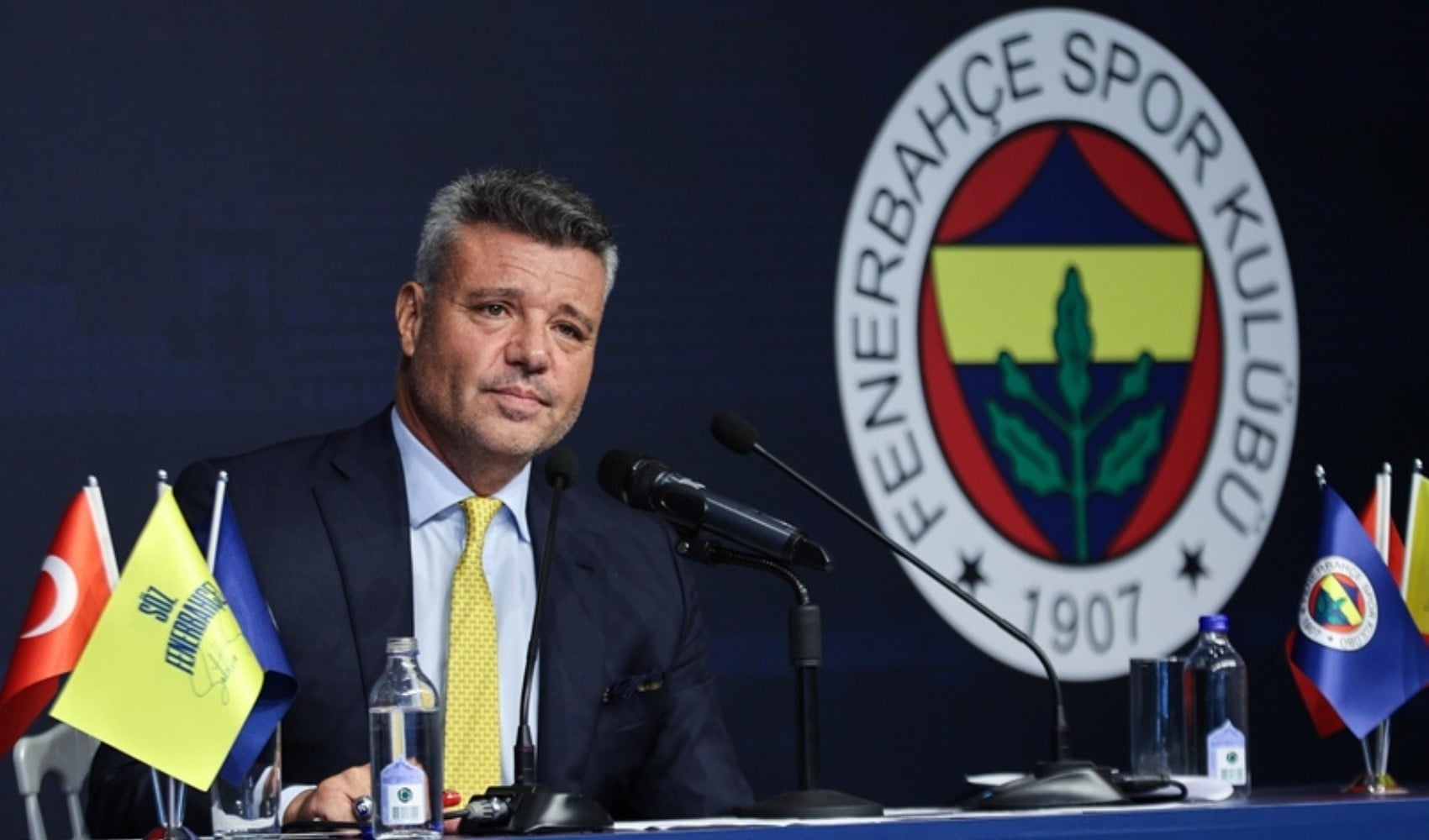 Sadettin Saran Kasımpaşa maçı sonrası soyunma odasına indi!