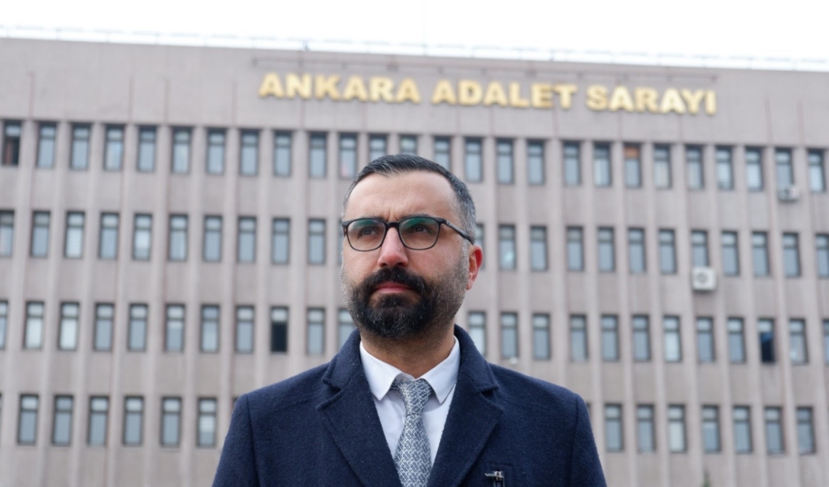 Özgür Özel Silivri'de tutuklu bulunan Alican Uludağ'ı ziyaret etti