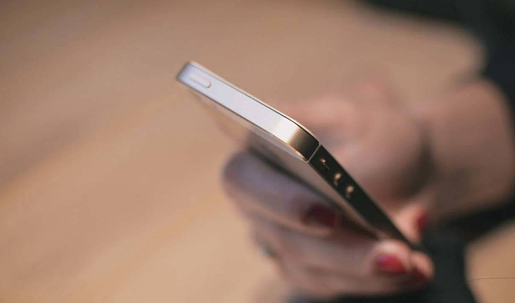 Havalimanlarına bomba ihbarı yapan çocuklara rekor ceza talebi