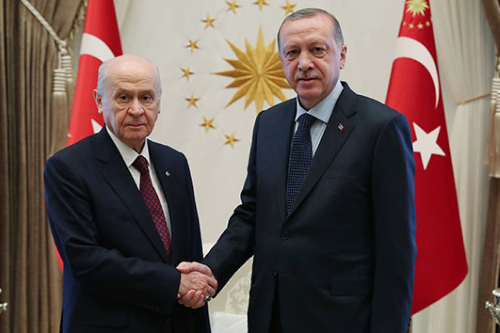 Bahçeli'nin 'Öcalan statüsü' sözleri kulisleri hareketlendirdi: Cumhur'da yeni bir görüş ayrılığı mu doğuyor?