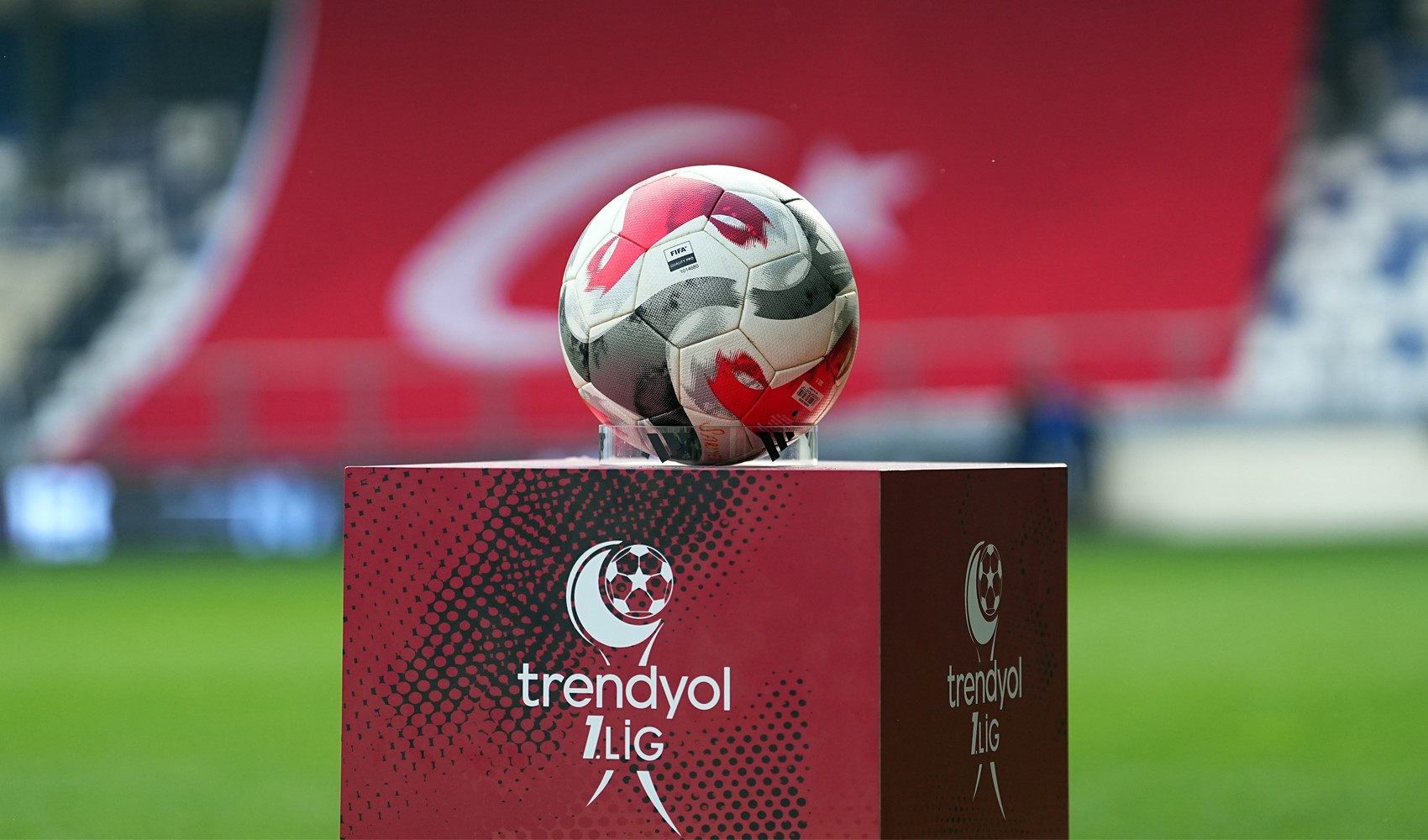 Galatasaray ve Samsunspor'un maçları ertelendi