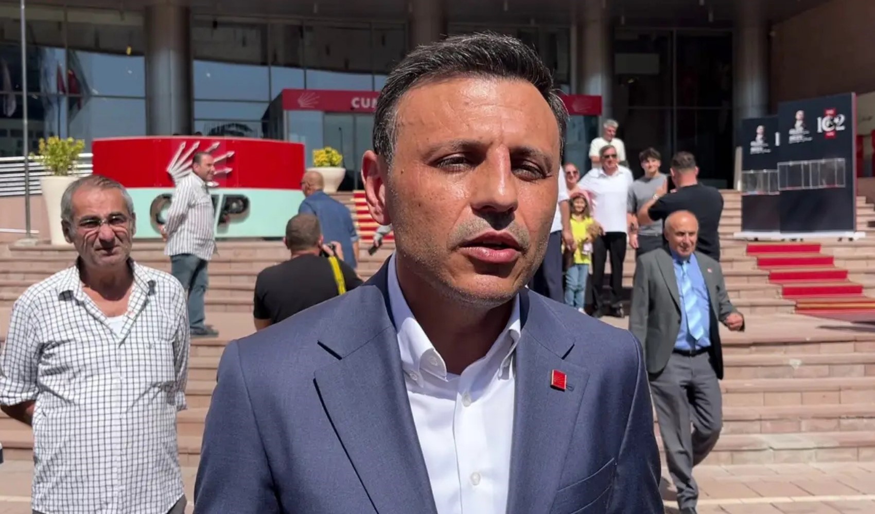 CHP'li Özgür Çelik Aziz İhsan Aktaş davasına tepki gösterdi: 'Somut delil yok, kumpas var!'