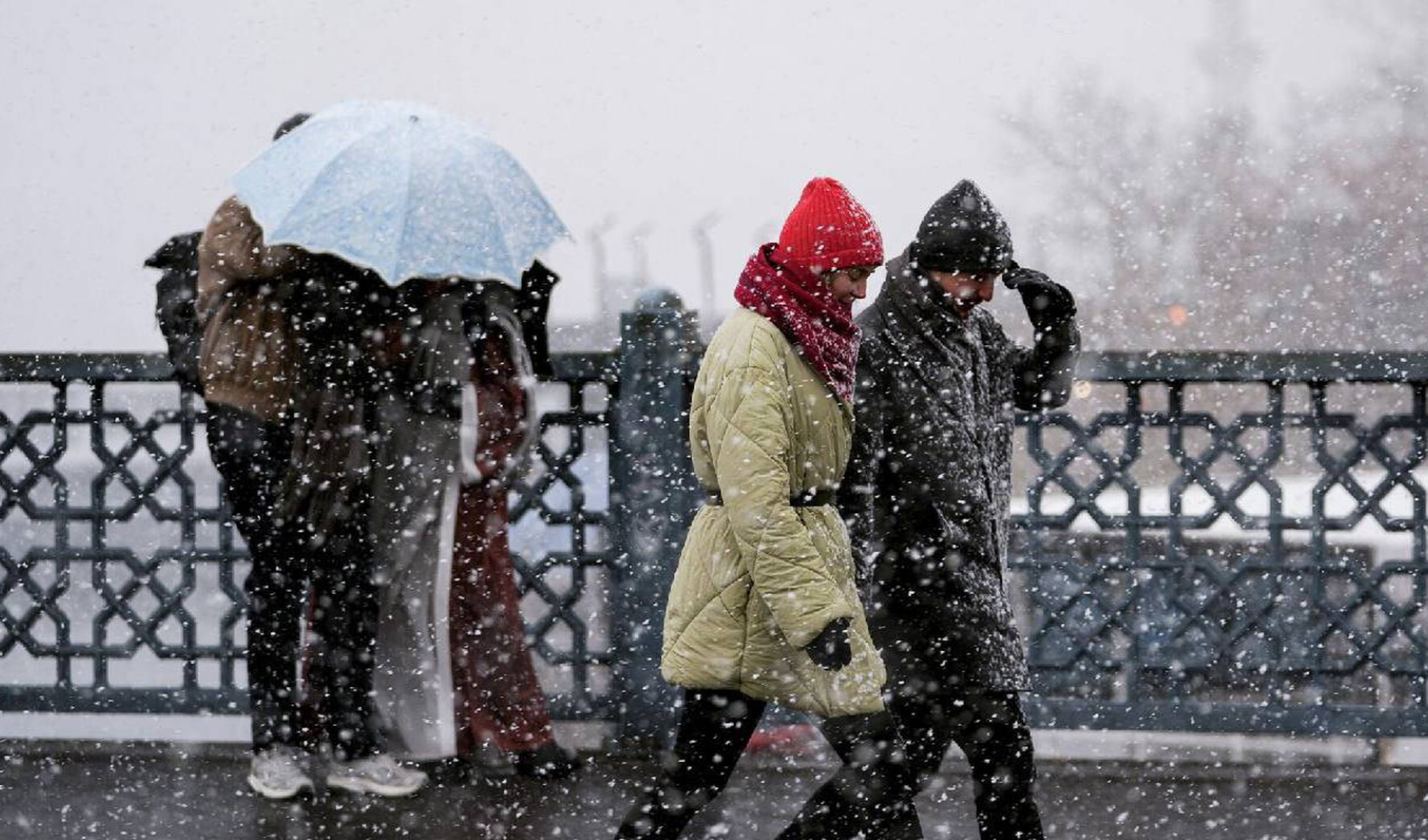 Kuvvetli yağış ve kar alarmı: Sarı kodlu uyarı verildi