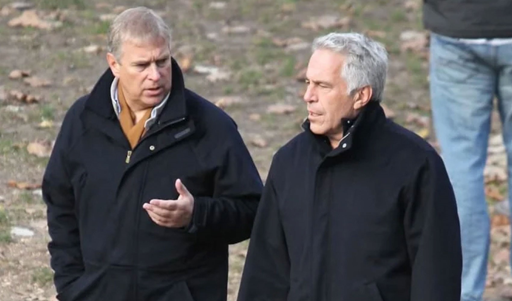 Eski Prens Andrew, Windsor Kalesi’nden taşındı