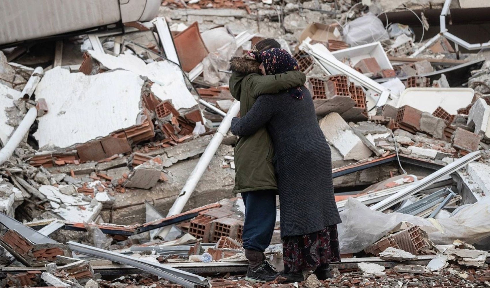 6 Şubat depremlerinin yıl dönümünde 6 ilde eğitime ara