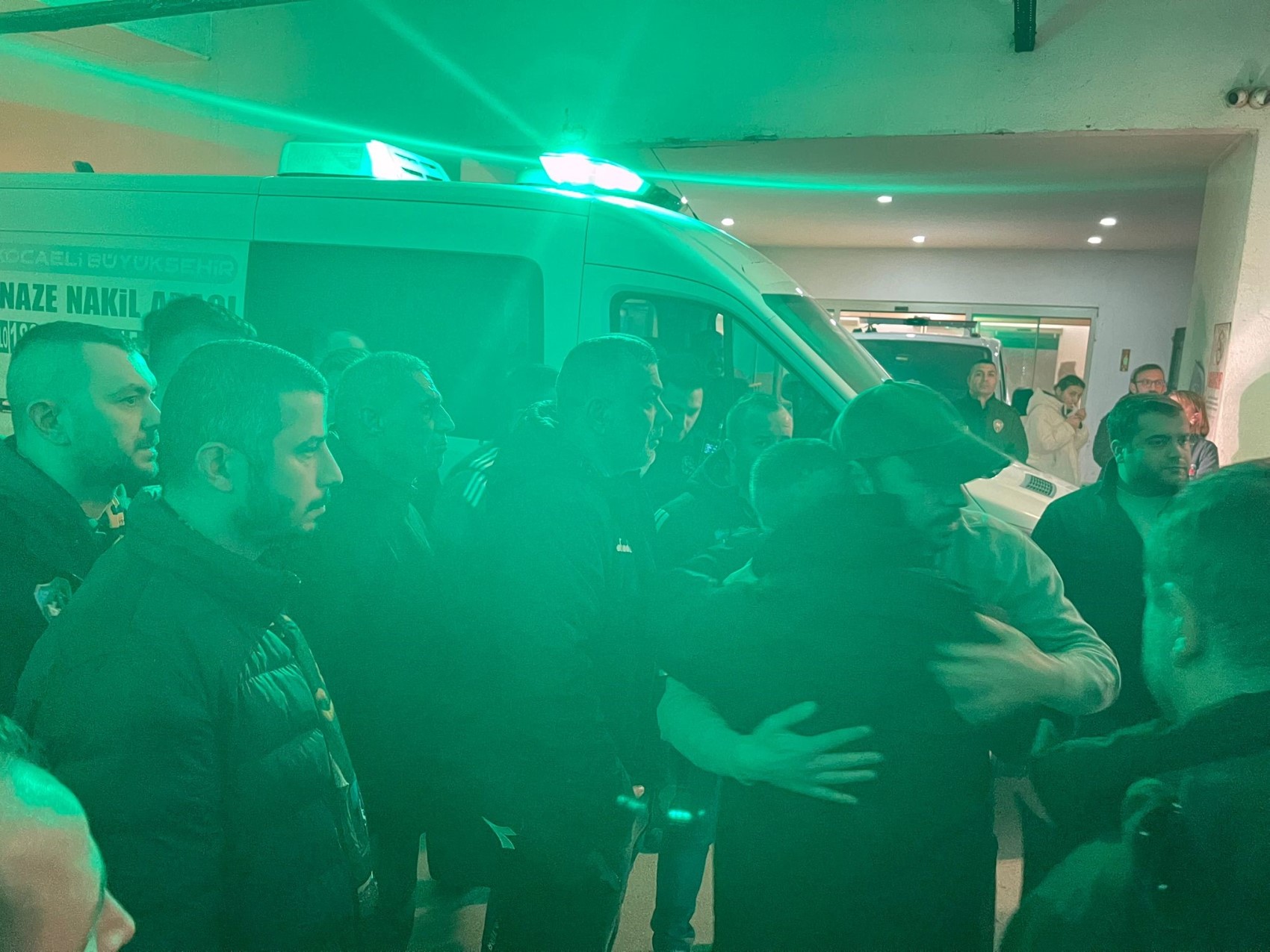 Selçuk İnan ve başkan Recep Durul, Harda Kaçmaz için hastaneye koştu