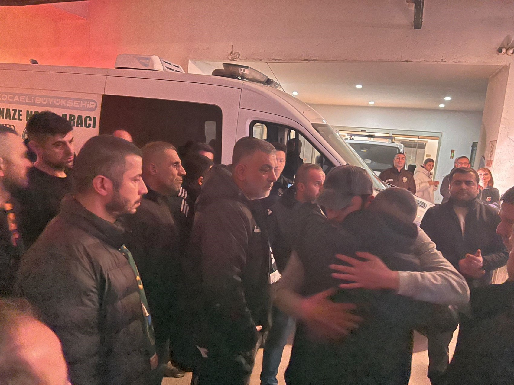 Selçuk İnan ve başkan Recep Durul, Harda Kaçmaz için hastaneye koştu