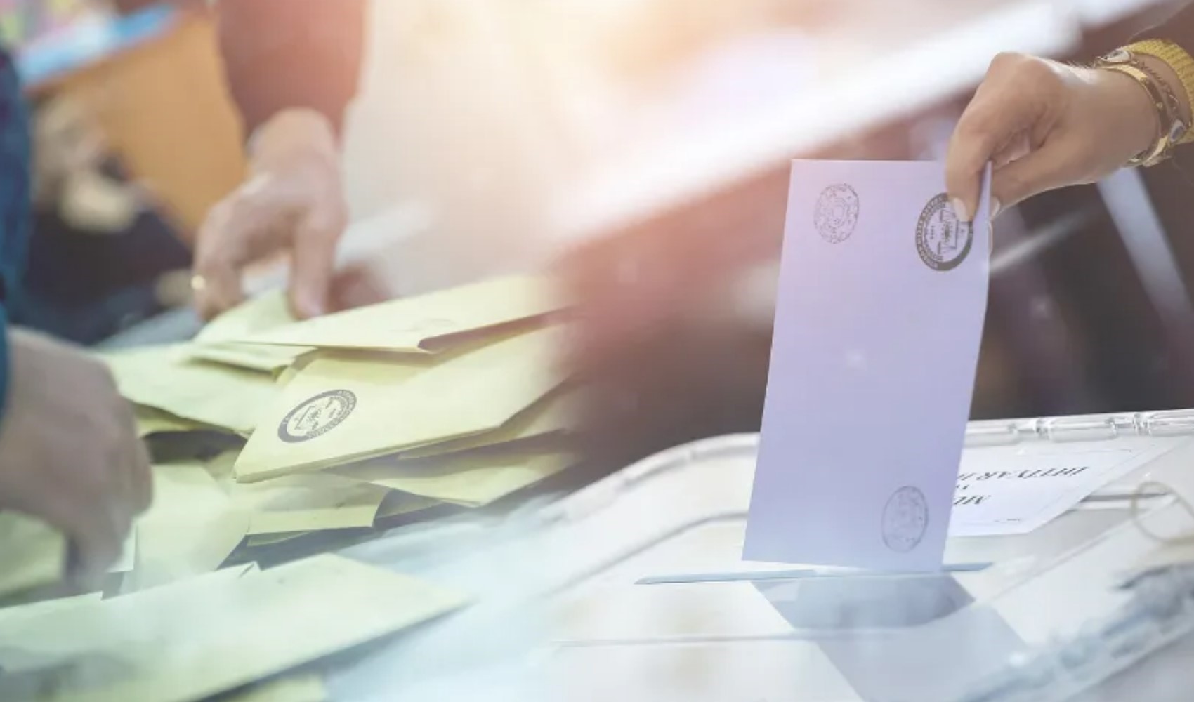 'Türkiye'de bugün seçim olsa hangi partiye oy verirsiniz?'