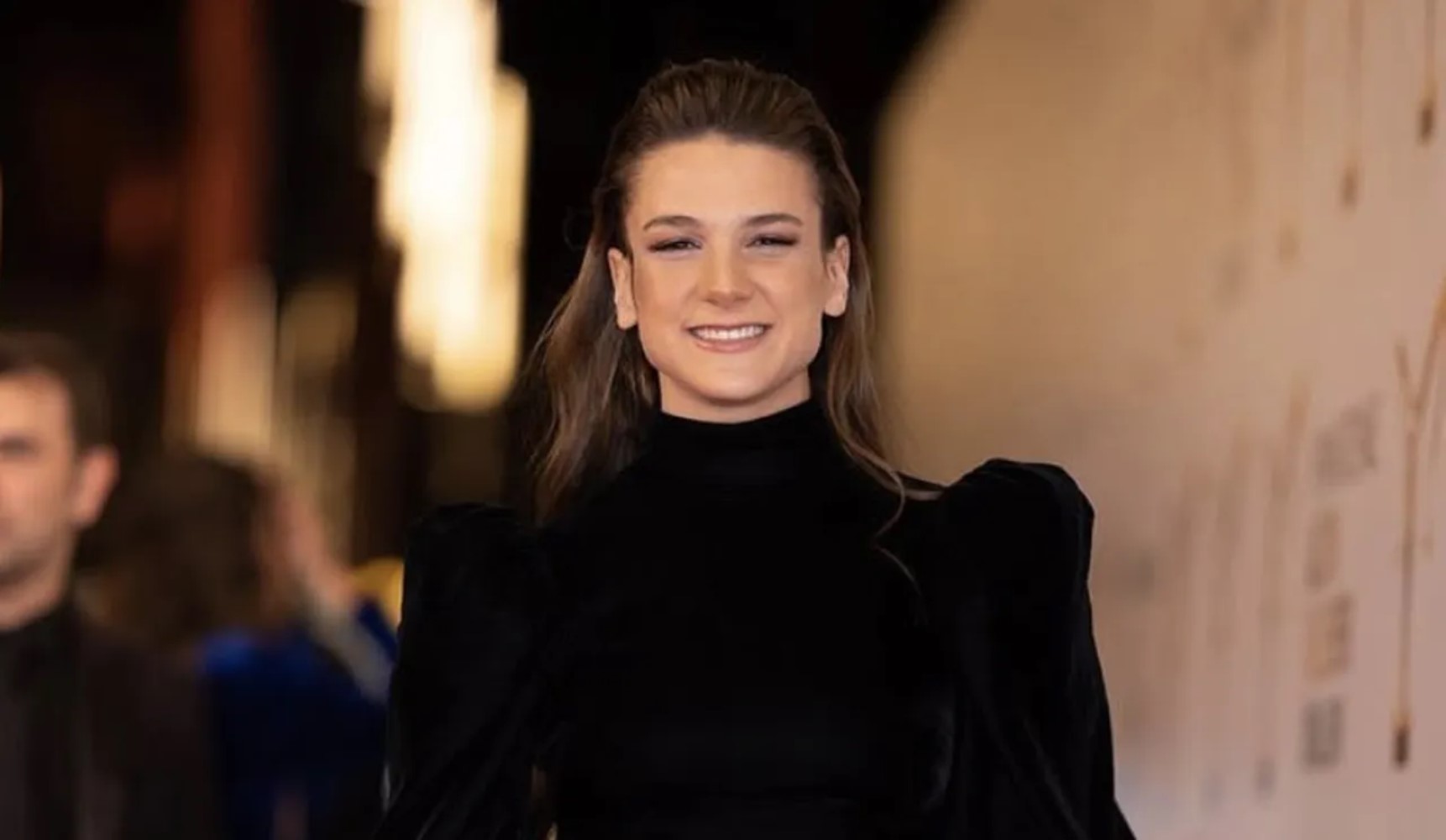 Hakkında yakalama kararı çıkmıştı: Nisa Bölükbaşı uyuşturucu testi sonuçlarını paylaştı