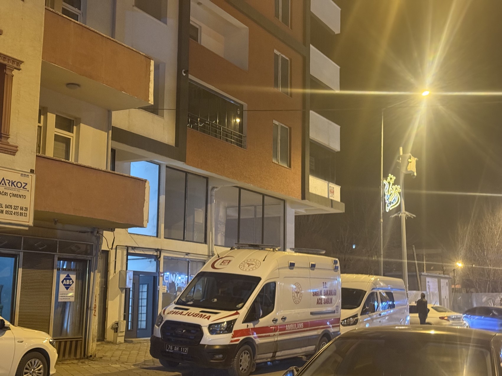 İş merkezinde şüpheli ölüm