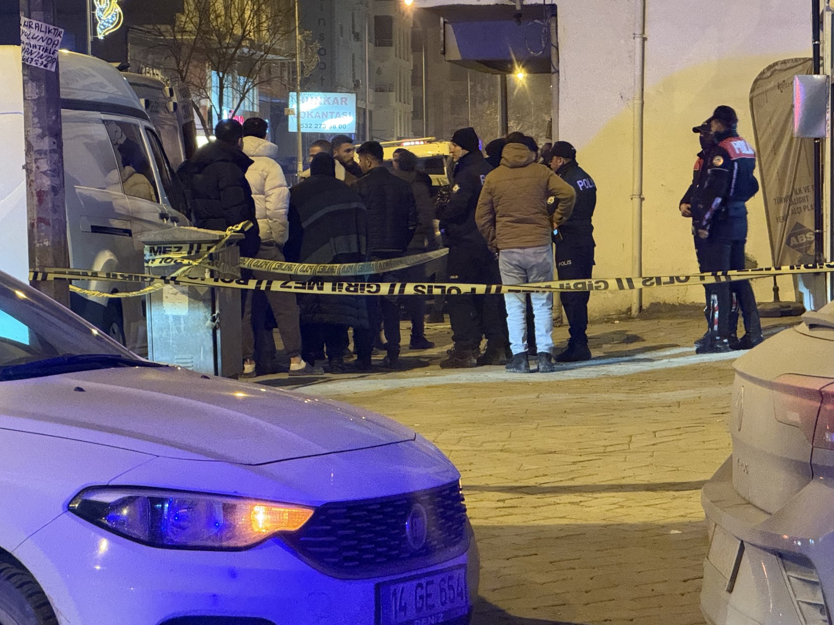 İş merkezinde şüpheli ölüm