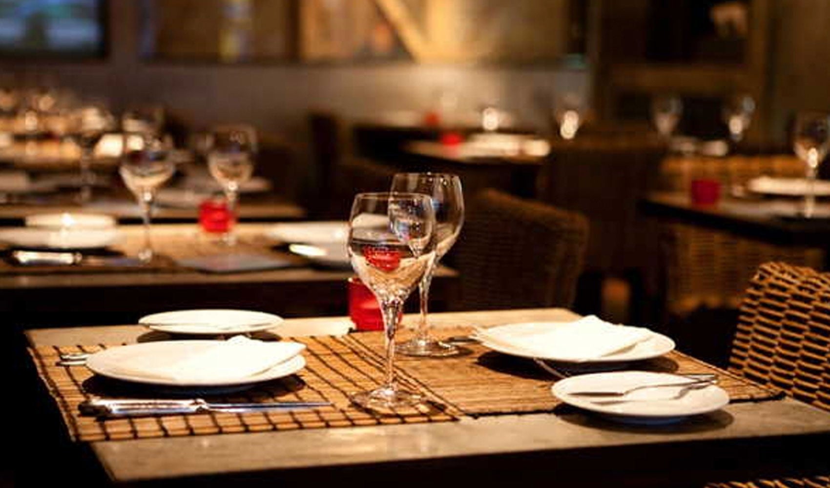 Yasaklanan servis bedelini fiyatlara yansıtan restoranlara ceza yolda!