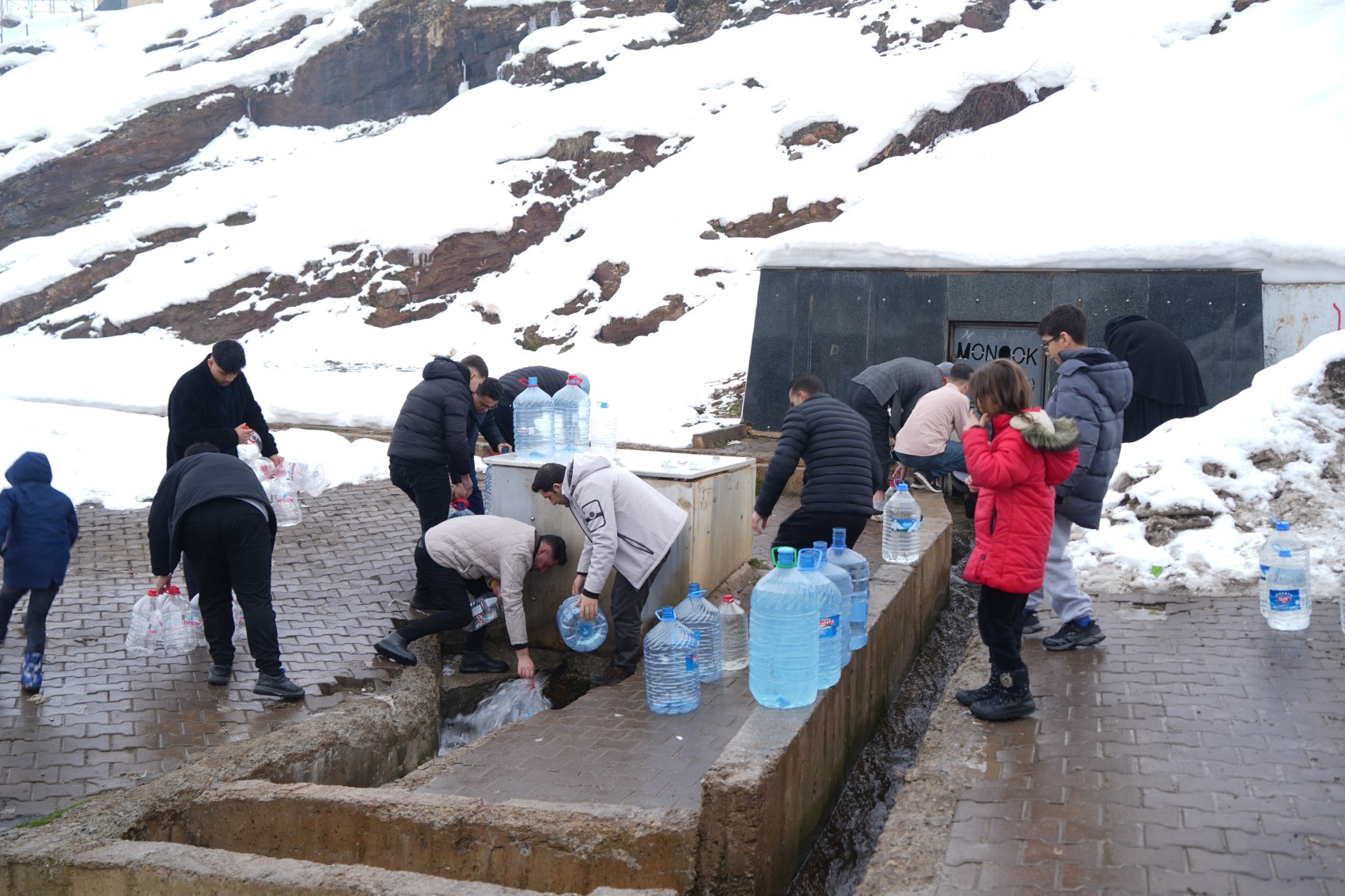 Şebeke suyunda bakteri tespit edildi
