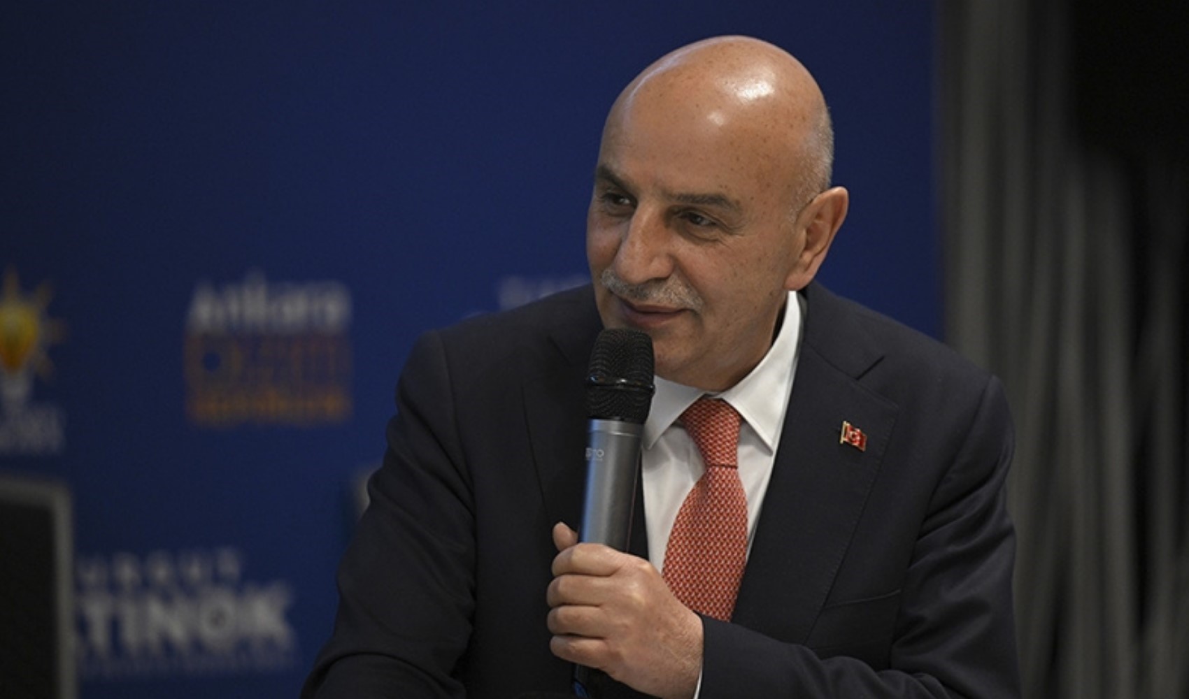 Mesut Özarslan’a 'İhale peşkeşi' ve 'Yolsuzluk' suçlaması