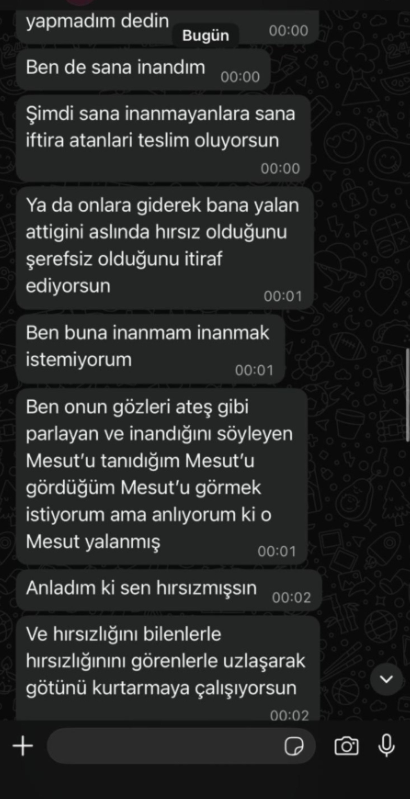 Özgür Özel'in Mesut Özarslan'a gönderdiği mesajların ekran görüntüleri ortaya çıktı! Suç duyurusunda bulunacak
