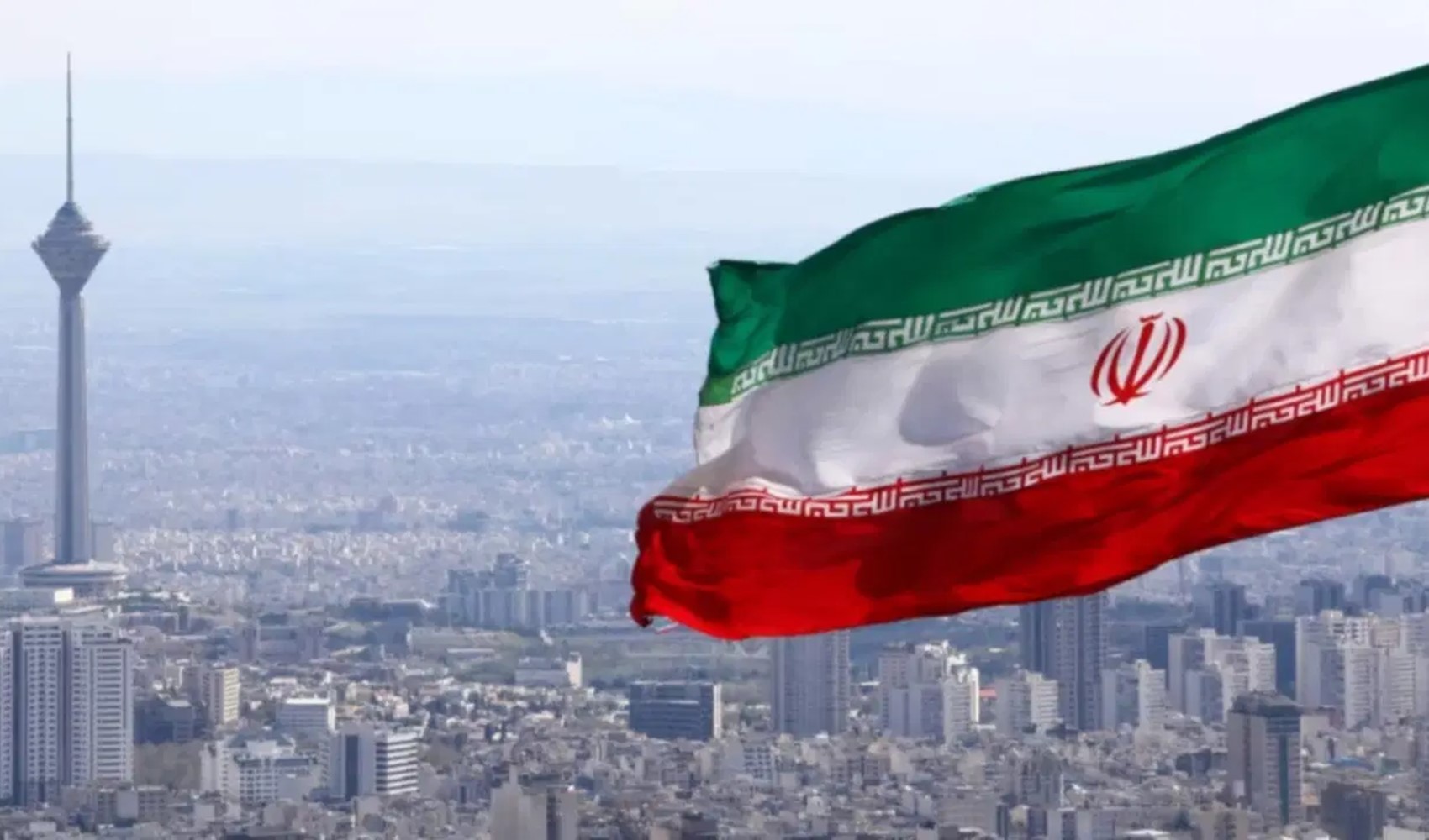 İran’dan Tel Aviv’e füze saldırısı: 21 yaralı