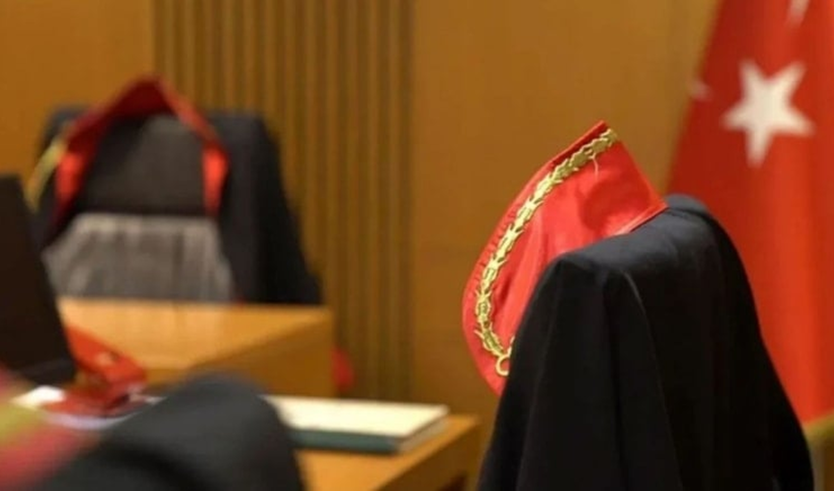 Cumhuriyet savcısı kalp krizi nedeniyle yaşamını yitirdi