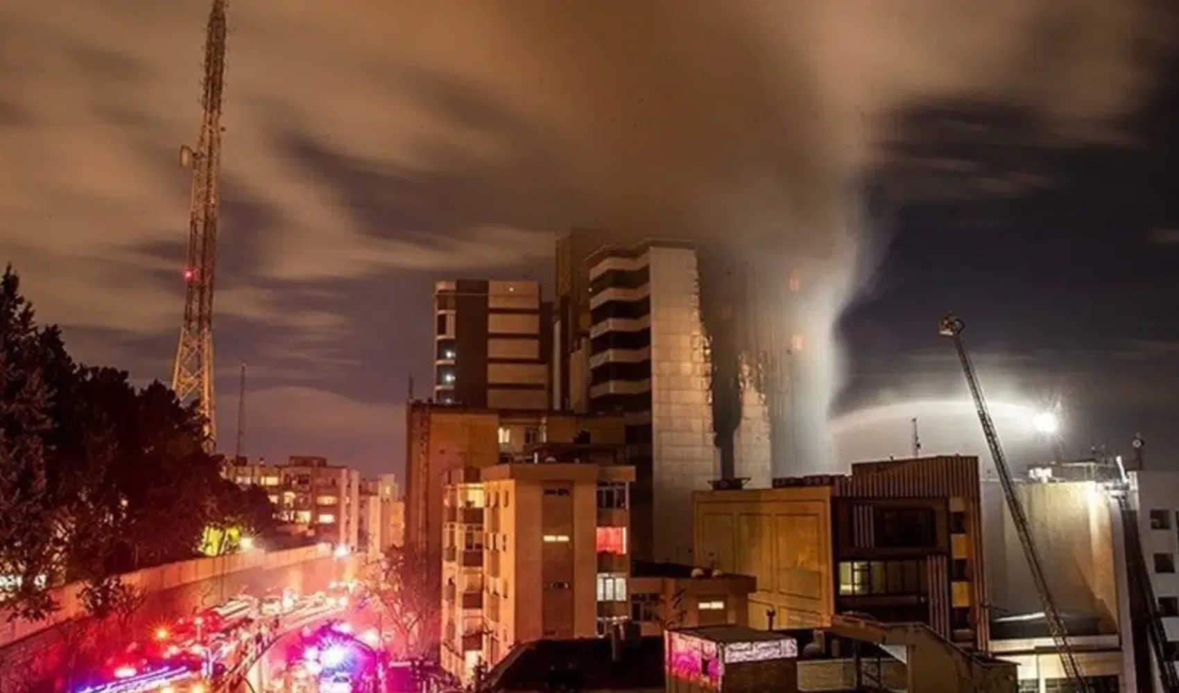 İsrail Tahran'daki hastaneyi vurdu