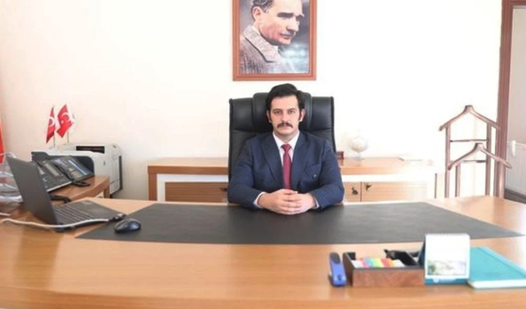 Ardahan Vali Yardımcısı Mustafa Berat Kasımoğlu görevinden uzaklaştırıldı: Yasak aşk iddiası