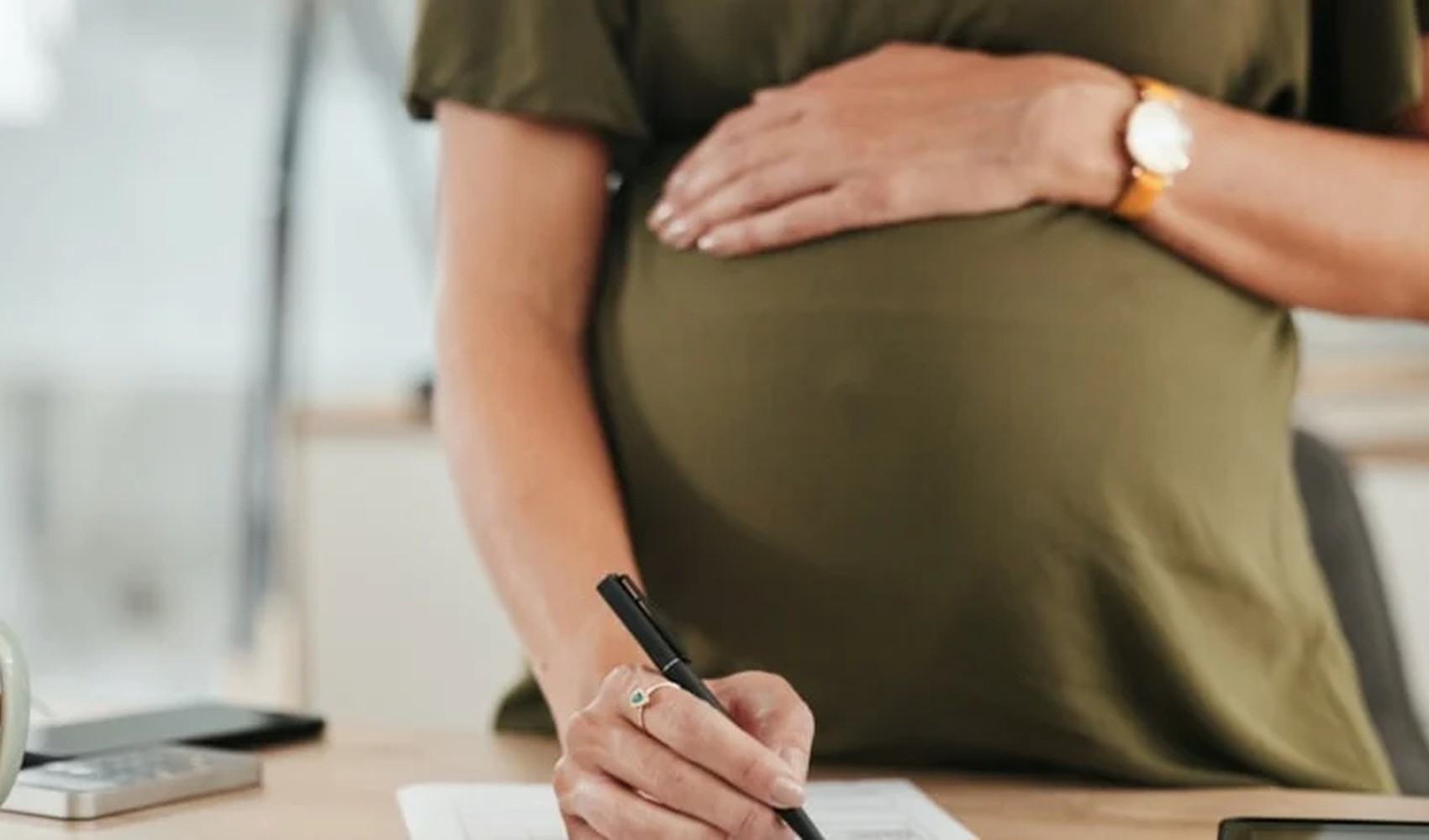 Doğum izni düzenlemesi bayram sonrasına kaldı