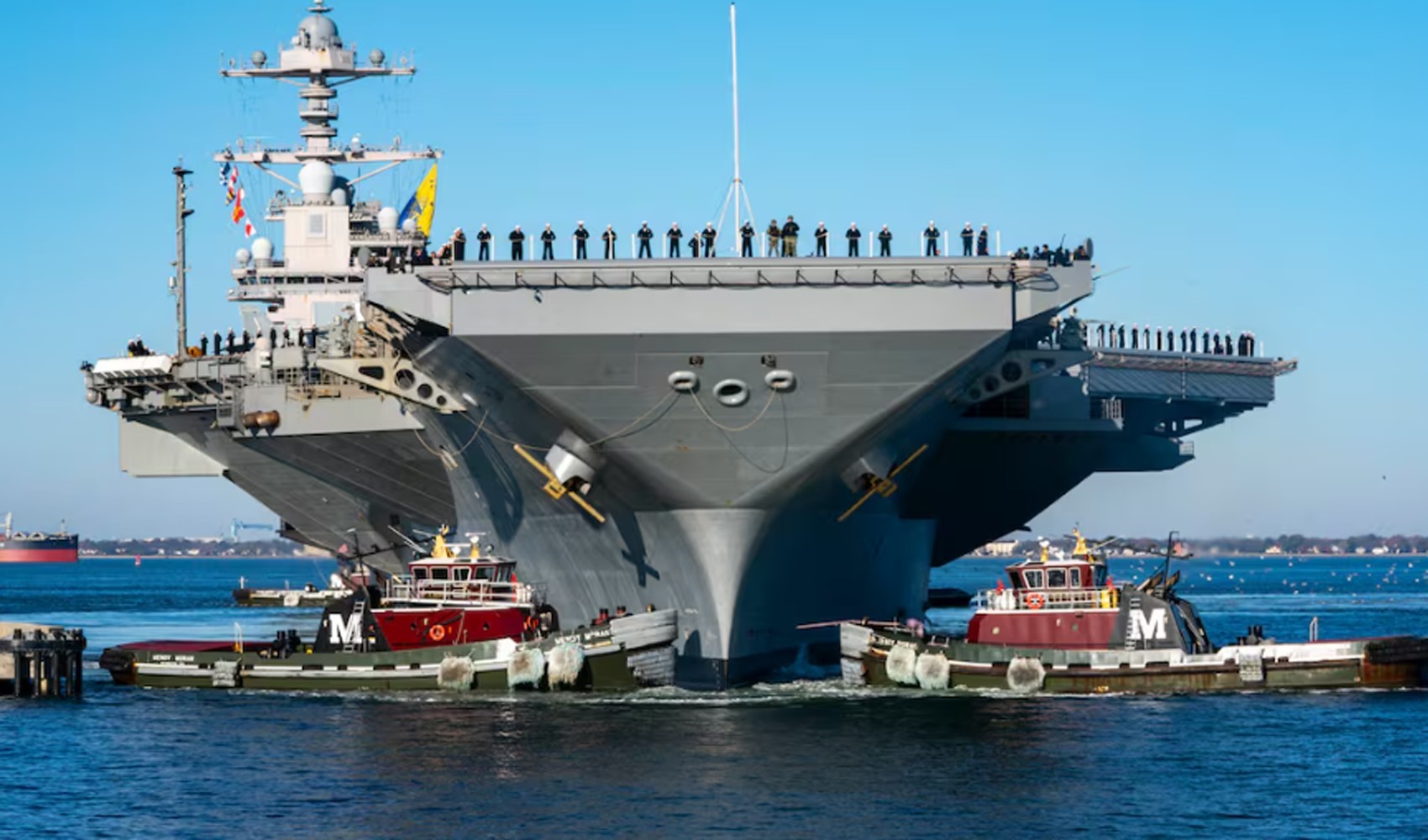 ABD’ye ait USS Gerald R. Ford uçak gemisinde yangın