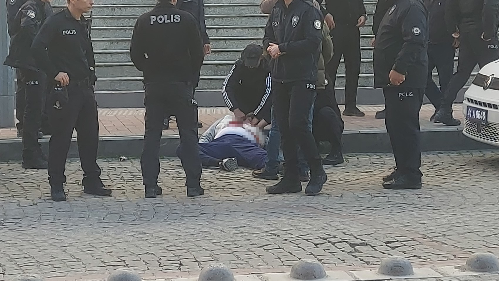 Kendisine istismarda bulunduğunu iddia ettiği şahsı öldüren kadın tutuklandı