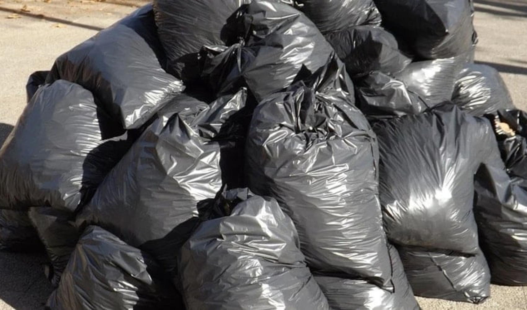 Temizlik sırasında altınları çöpe gitti