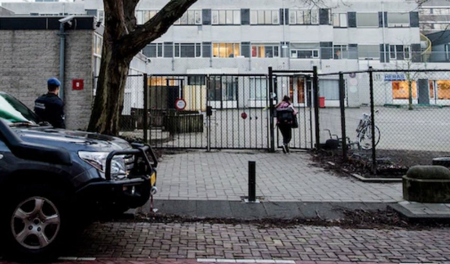 Hollanda’daki Yahudi okulunda patlama