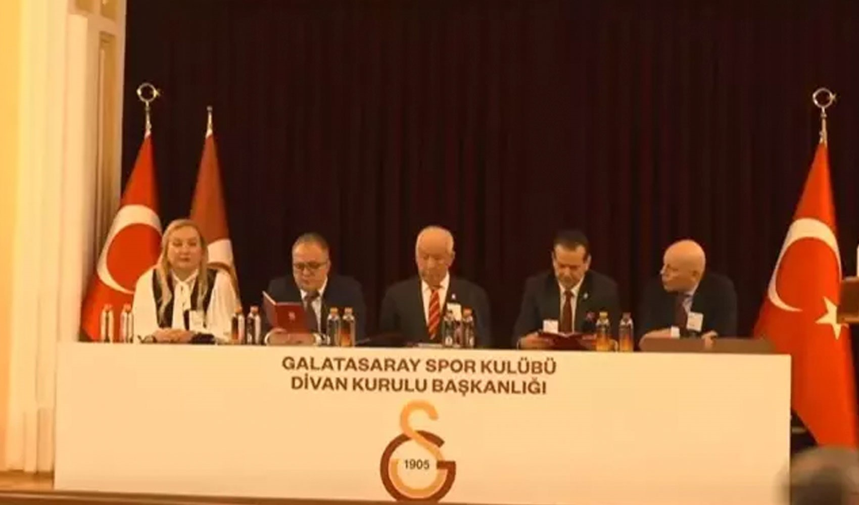 Galatasaray’da Divan Kurulu Başkanlığı seçimi başladı