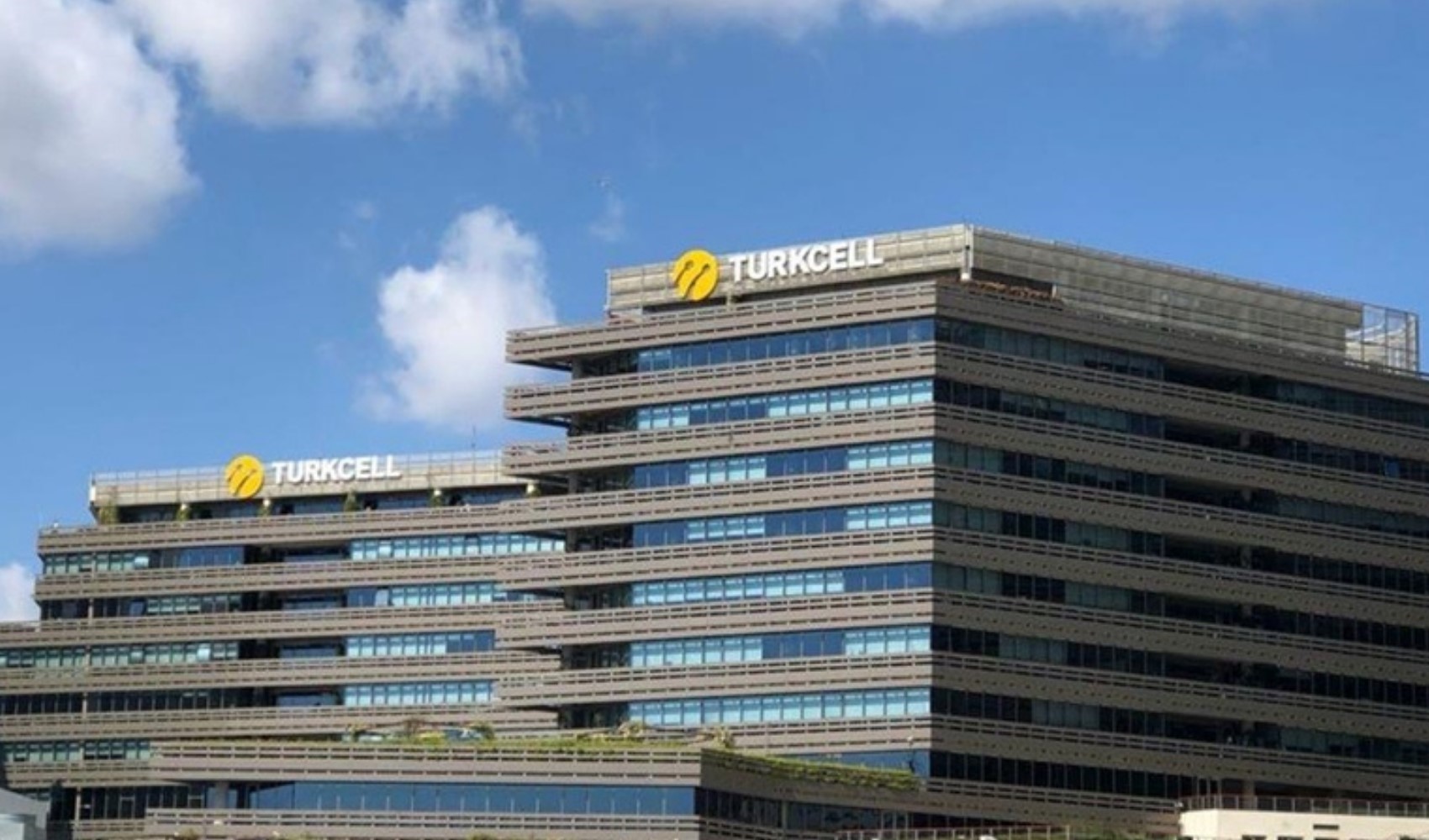Turkcell hisselerini satma planı Meclis gündeminde