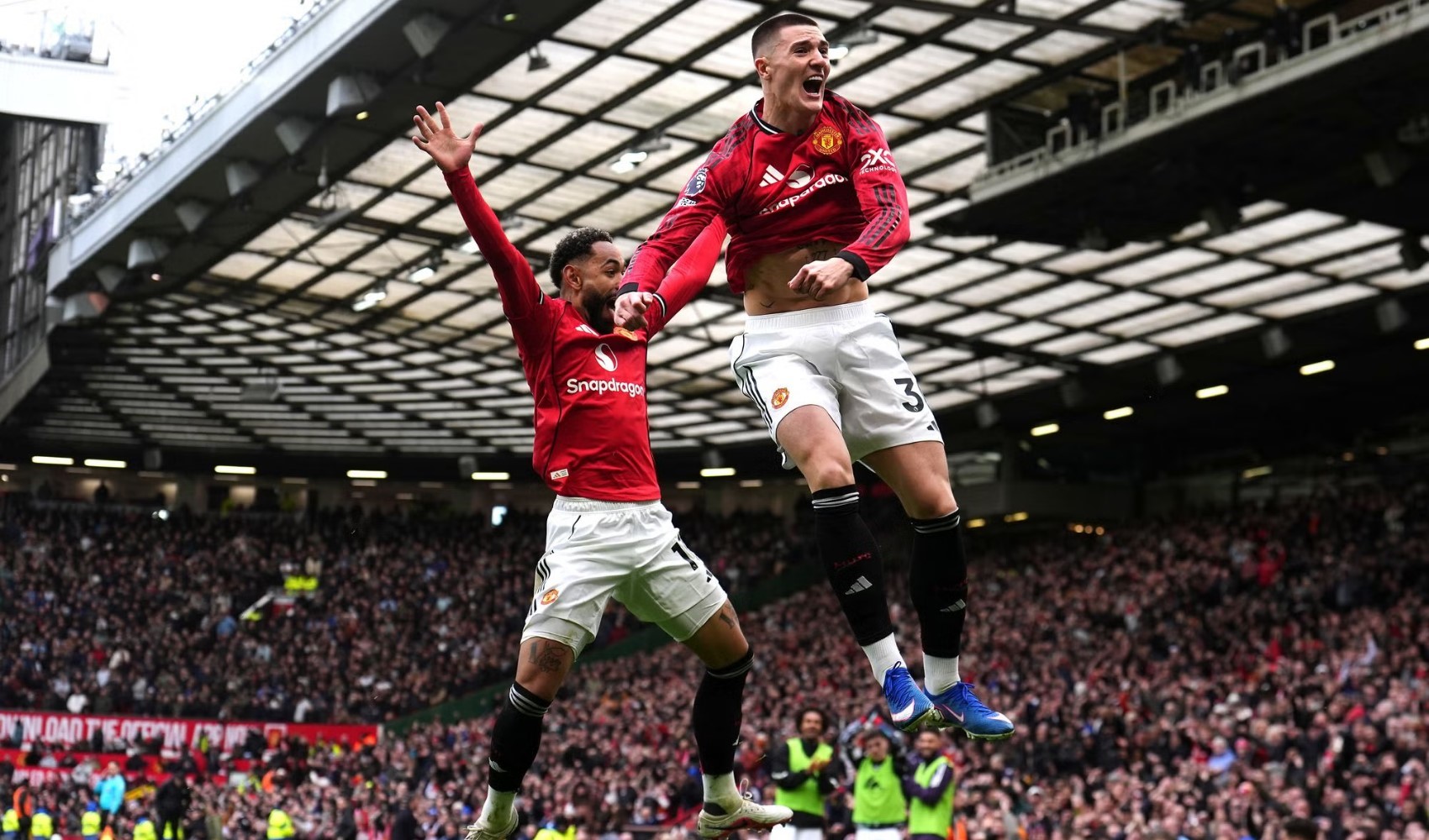 Old Trafford’da tarihi maç: Bruno Fernandes rekoru kırdı