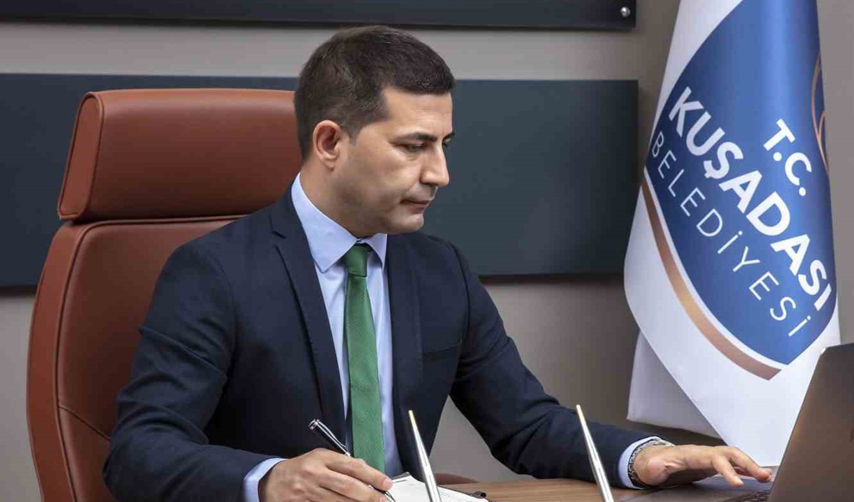 Kuşadası Belediye Başkanı Günel tutuklandı