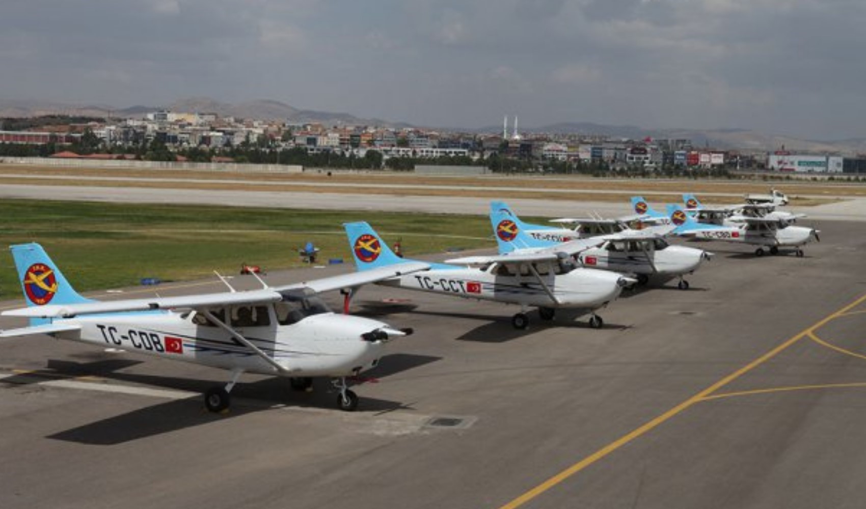 Türk Hava Kurumu'nun 96 yıllık yetkisi elinden alındı