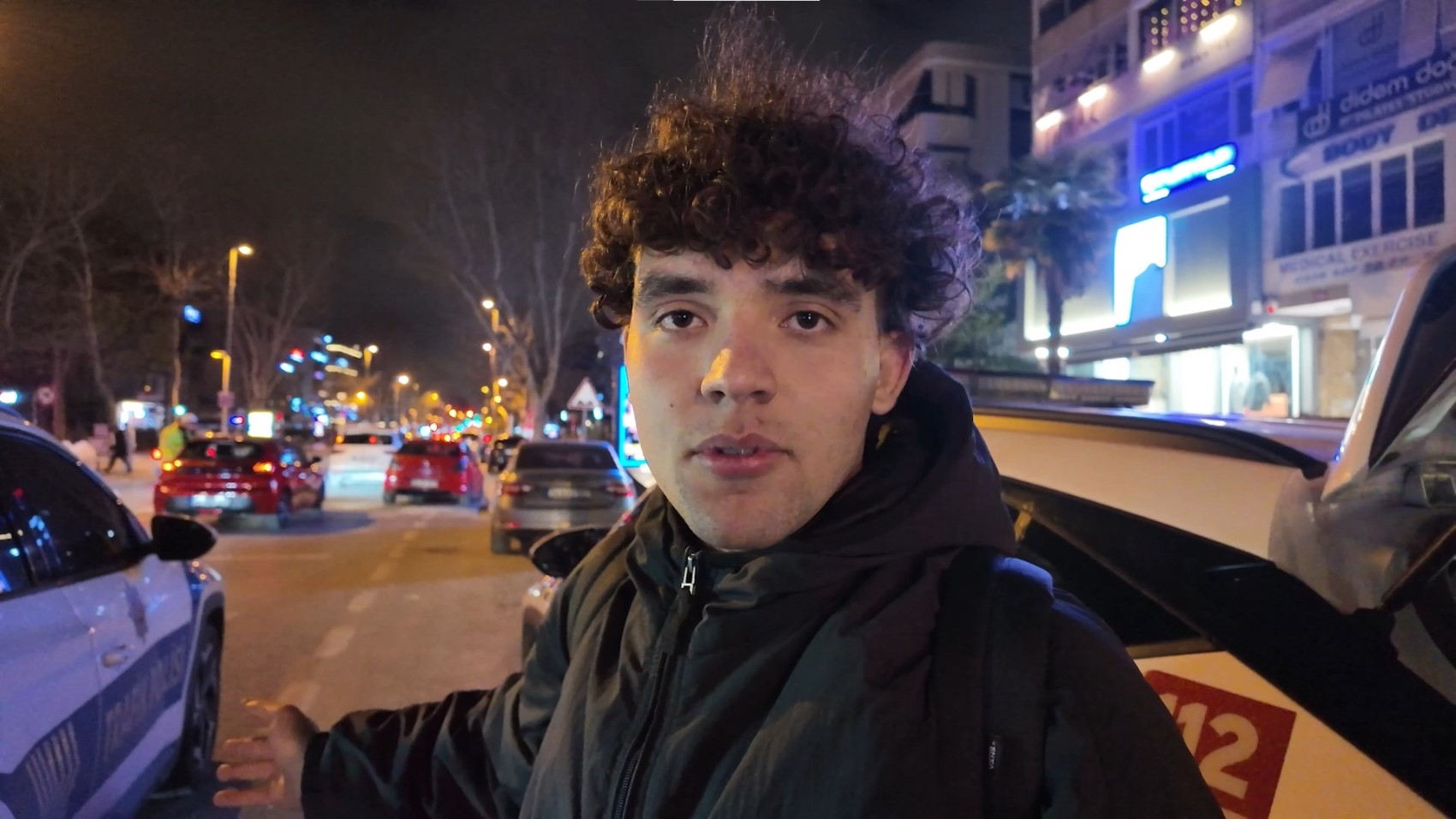 Egzoz sistemi mevzuata aykırı araç 30 gün trafikten men edildi