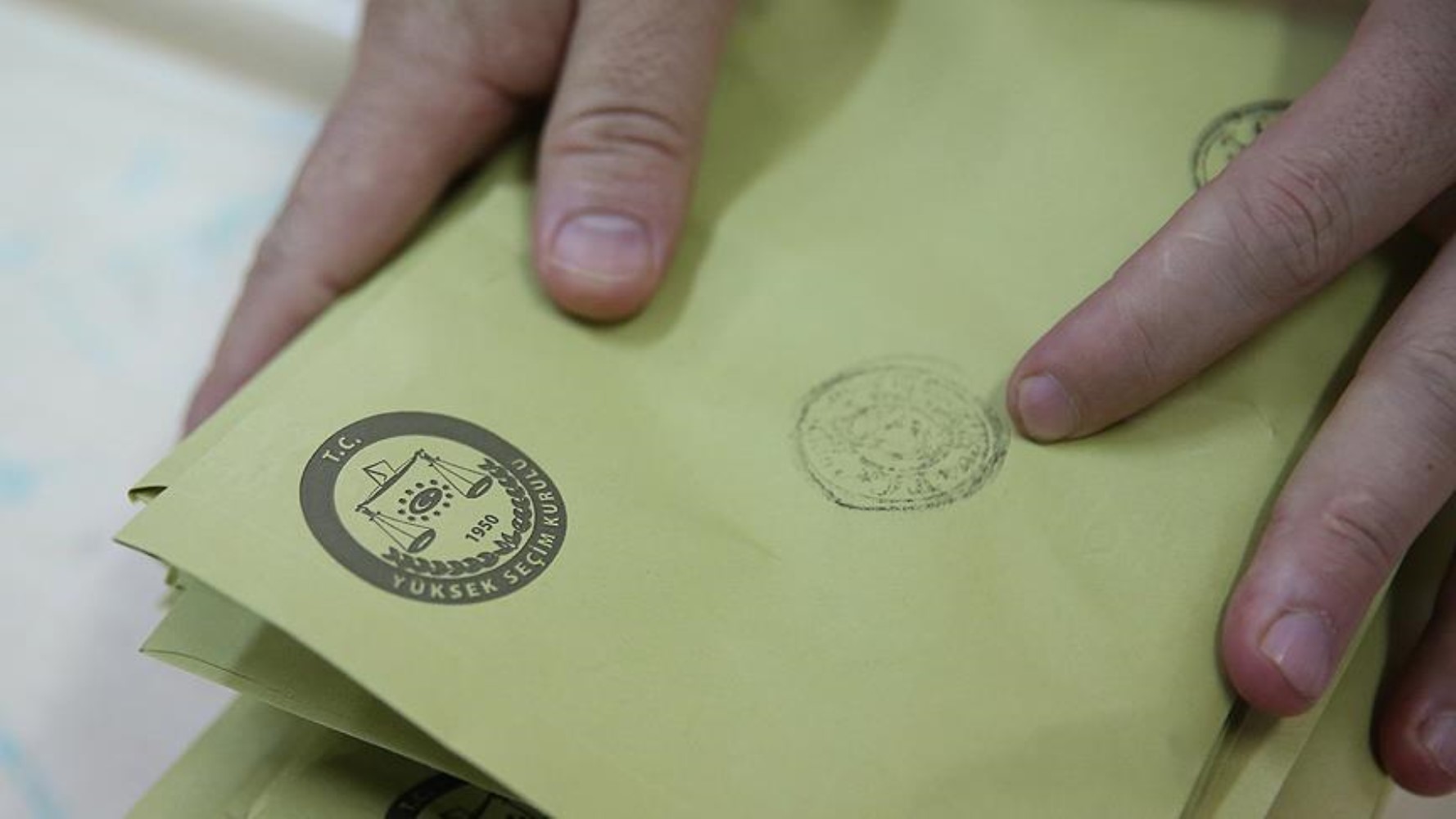 İttifak hesaplarını baştan yaptıracak anket! 7 parti baraj altında kaldı