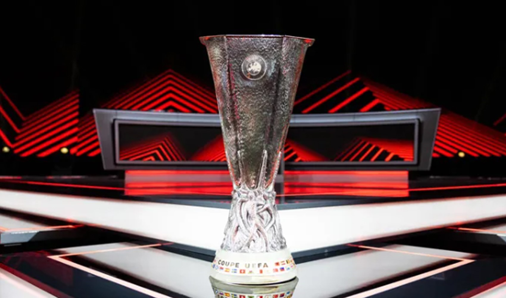 UEFA Avrupa Ligi'nde çeyrek finalistler belli oldu