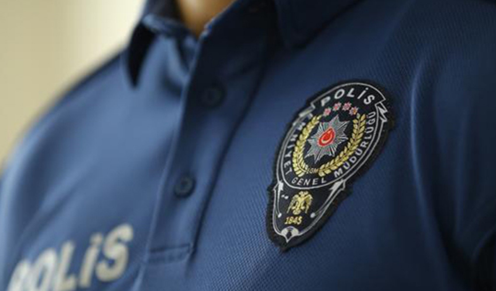 Baba ile polis oğulları arasında silahlı kavga