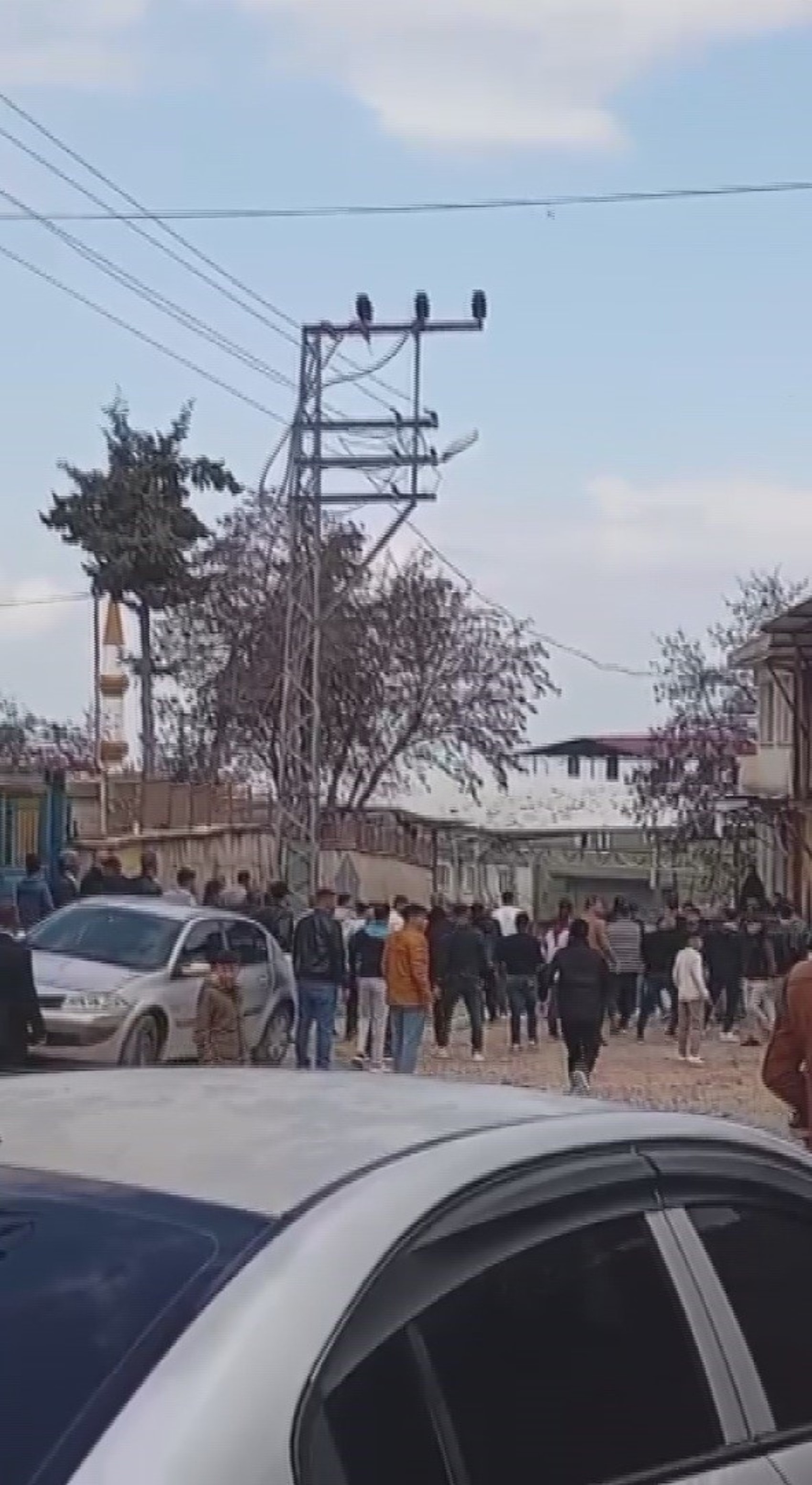 Bayram günü mahalle savaş alanına döndü: 3 ölü, 22 yaralı