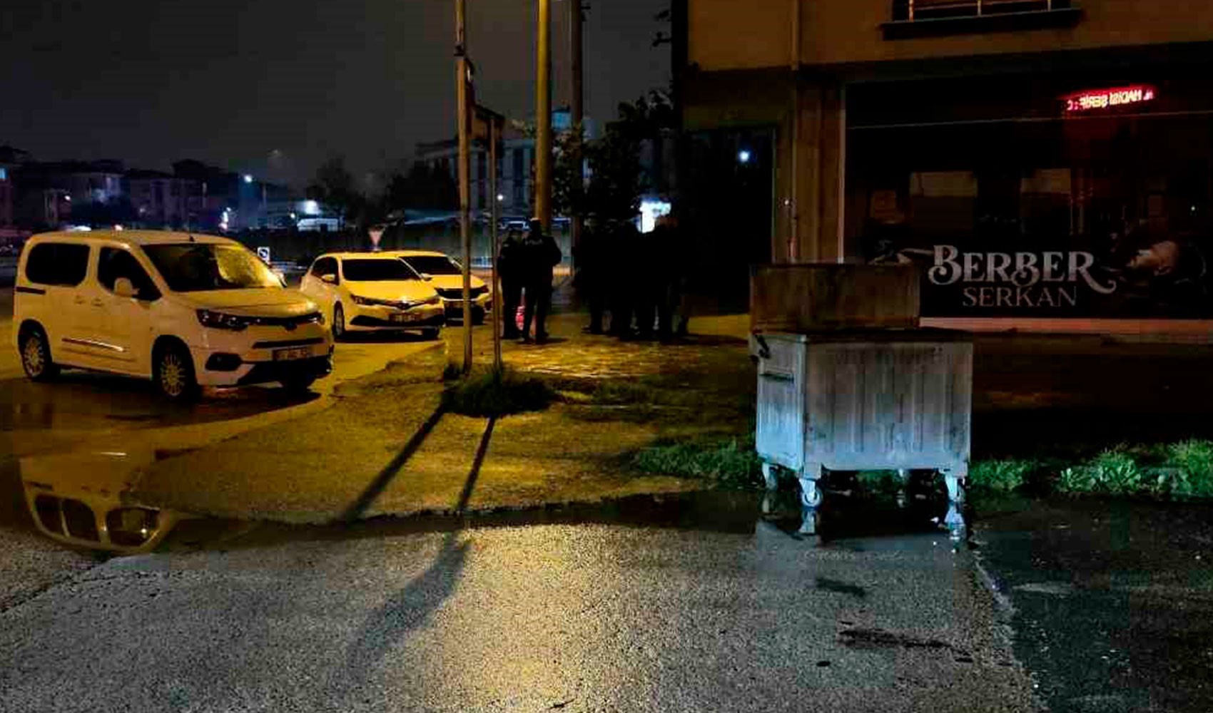 14 yaşındaki çocuk silahla vurulmuş halde bulundu