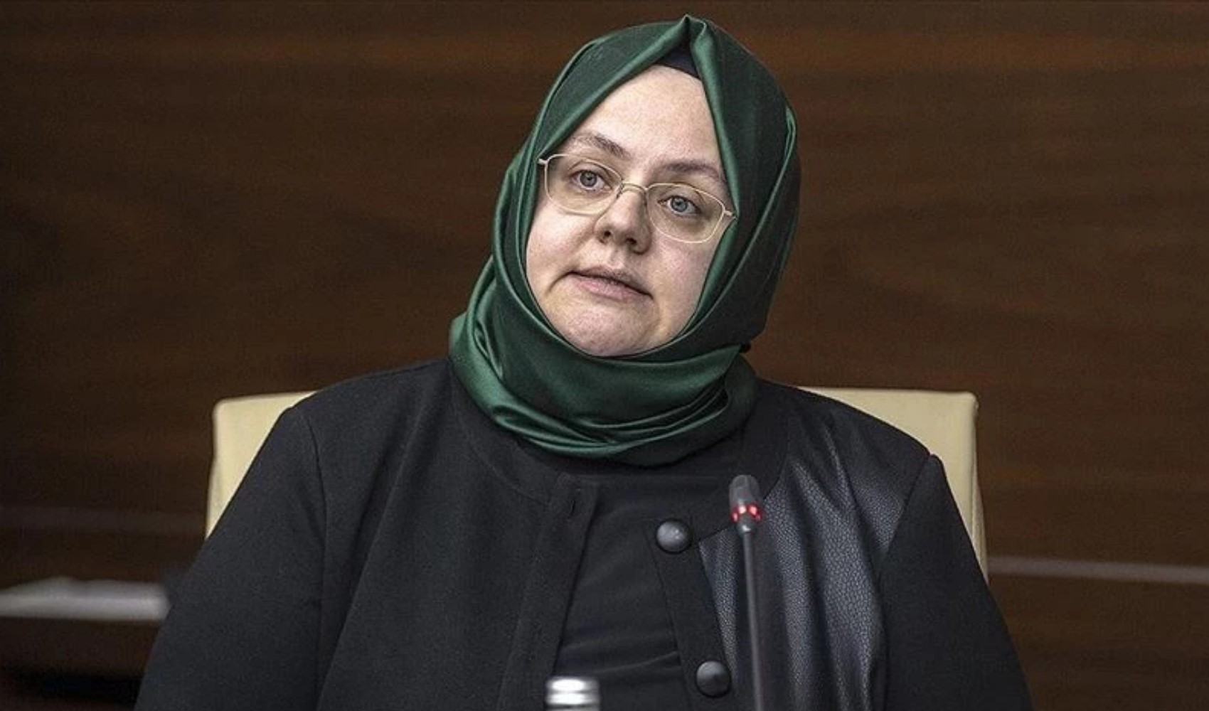 Eski bakanlar da aralarındaydı: Trafik kazasında 8 kişi yaralandı