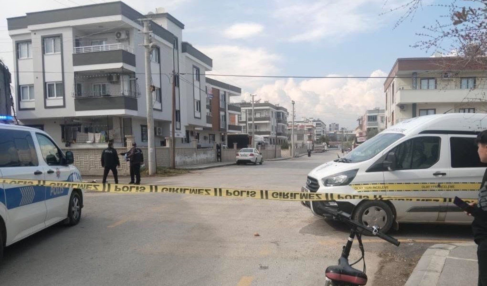 Uzaklaştırma kararını kaldırttığı kocası tarafından bıçaklandı: Ağır yaralandı