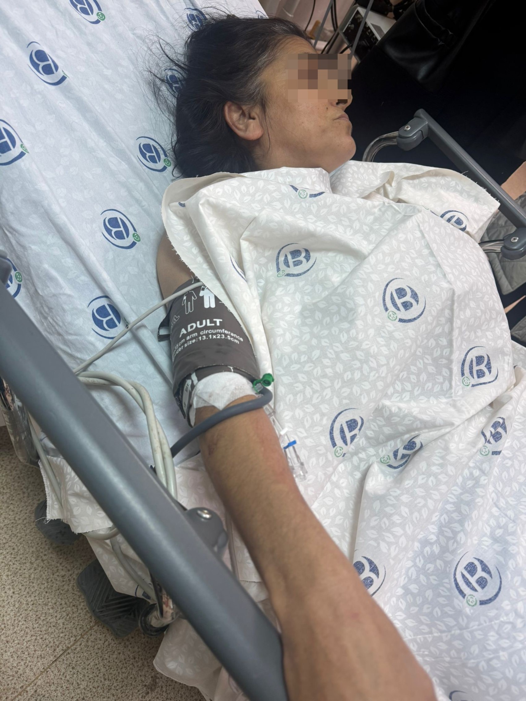 'Polisiz' diyerek eve giren şüpheliler anne ile oğlunu vurdu