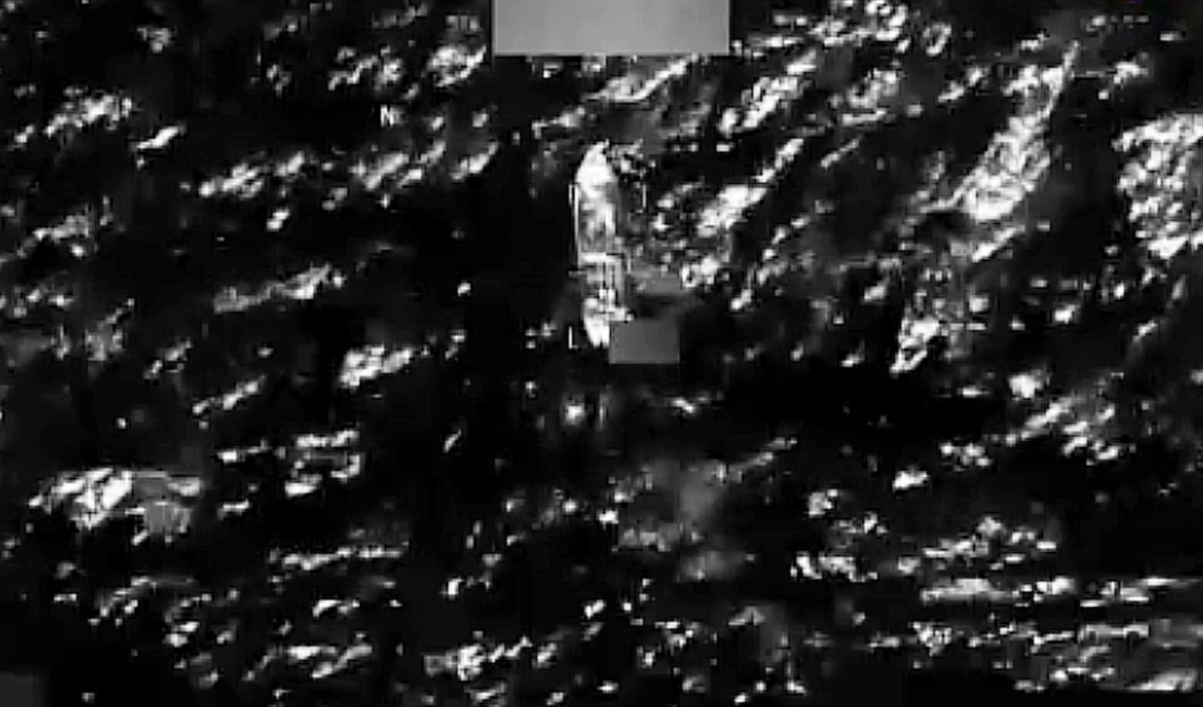 ABD ordusu Karayipler'de uyuşturucu taşıdığı öne sürülen tekneyi vurdu