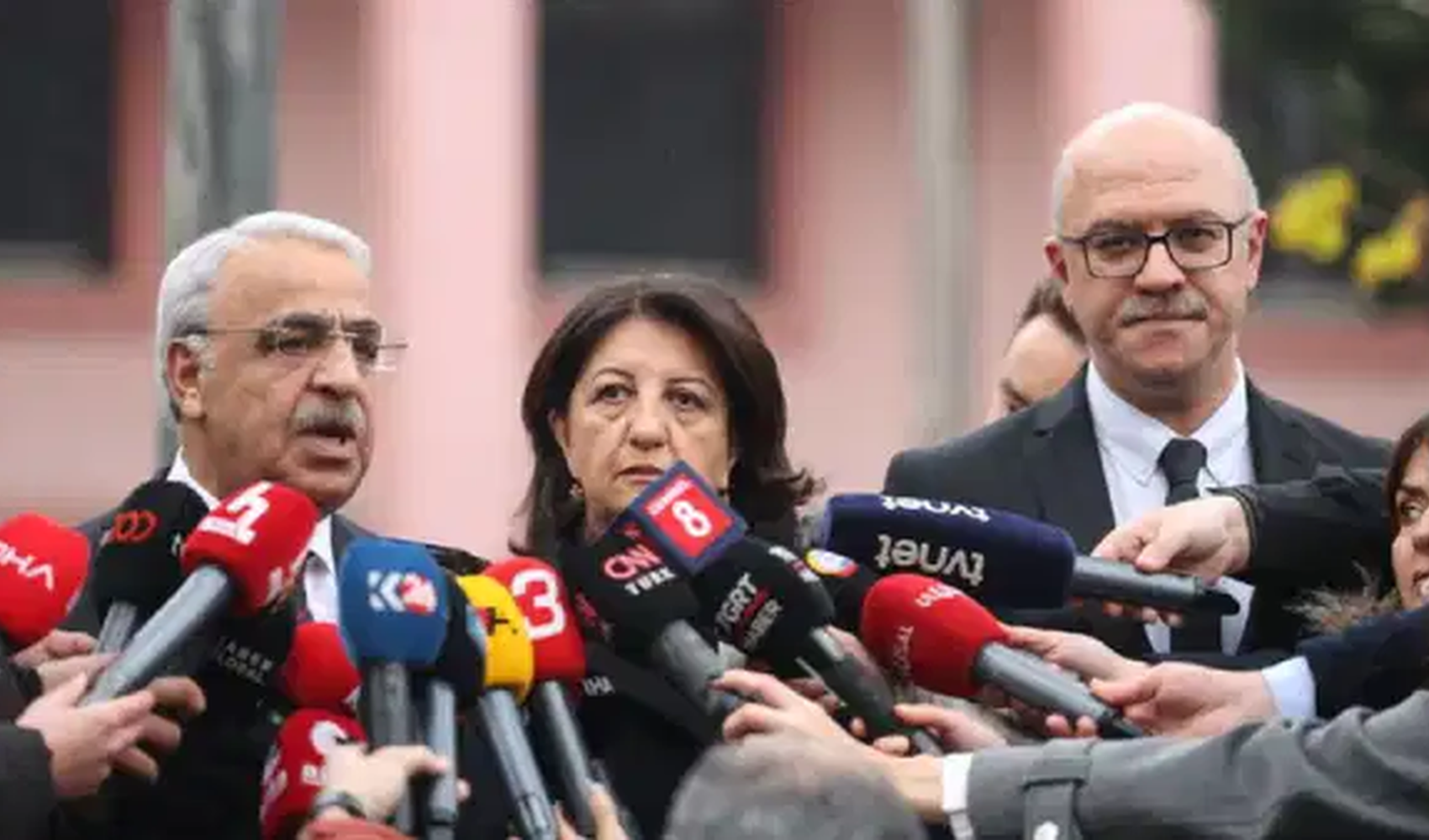 DEM Parti heyeti Öcalan ile görüşmek üzere İmralı’ya hareket etti