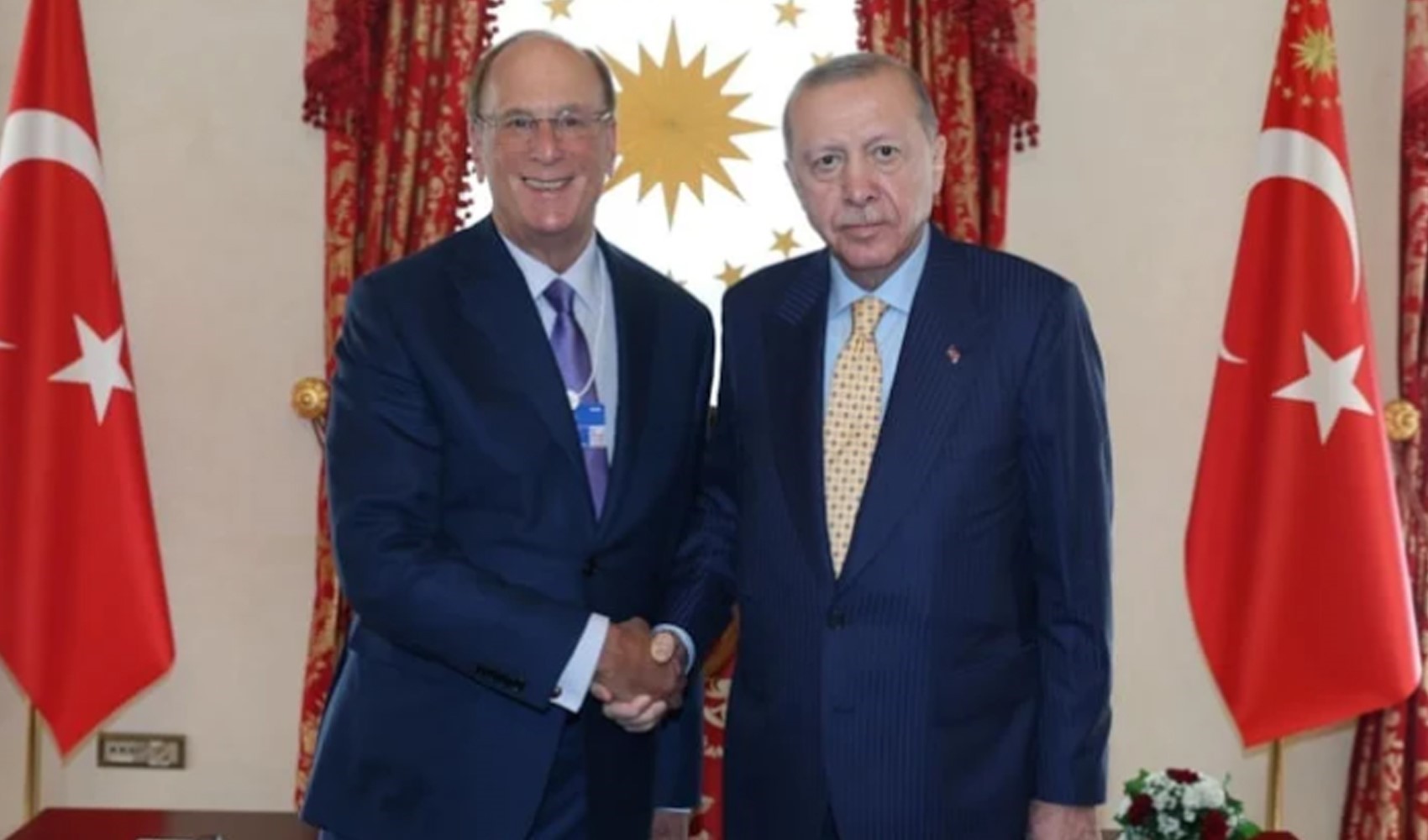 Cumhurbaşkanı Erdoğan, BlackRock CEO'su Larry Fink'le görüştü