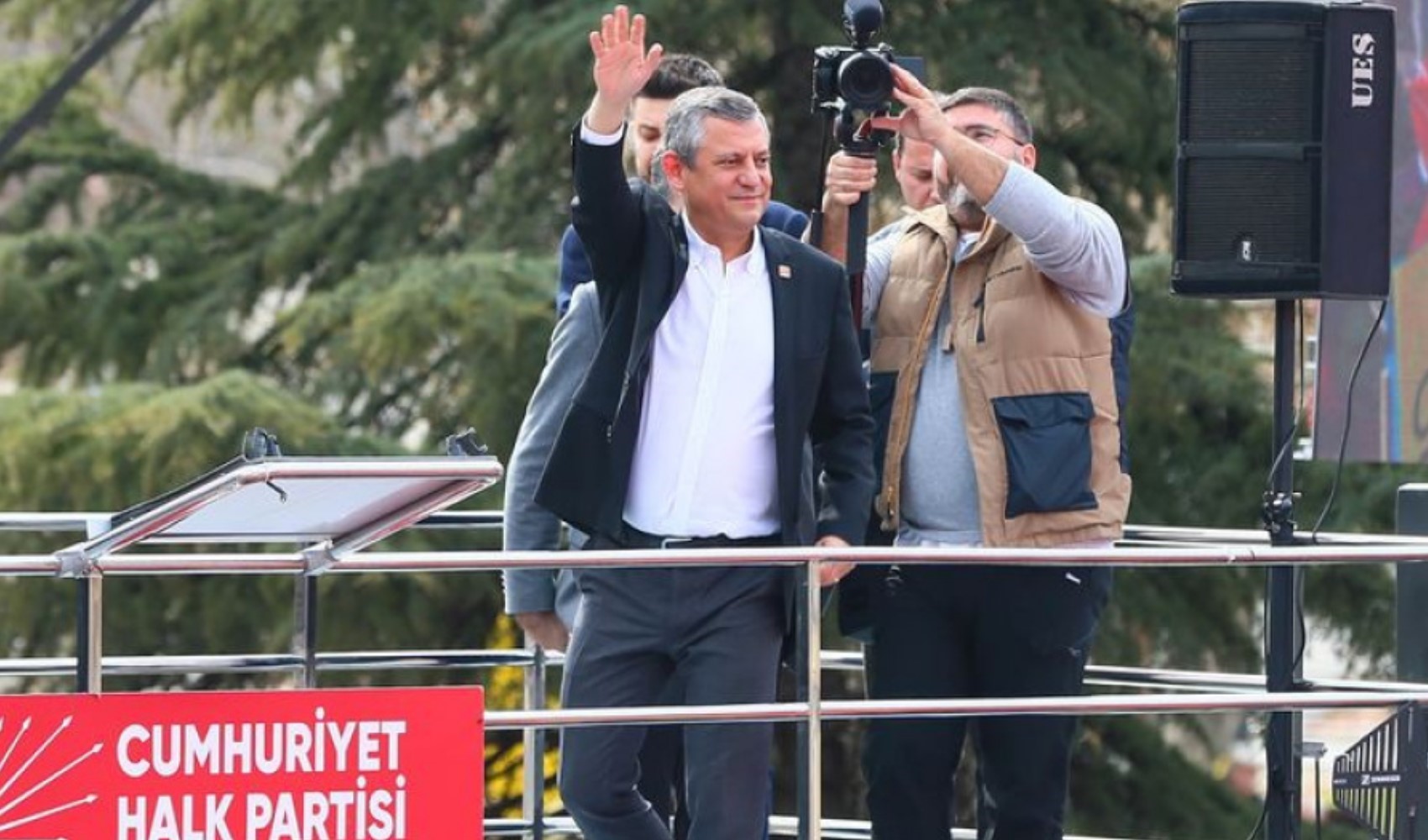 Özgür Özel Çanakkale'de açıkladı: 55 yıl önce yapılan barajın parası hala ödeniyor